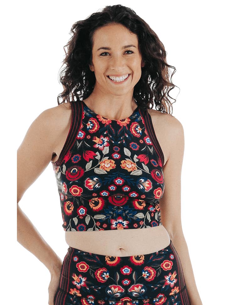 Reversible Knot Top in Folklore - La De Da