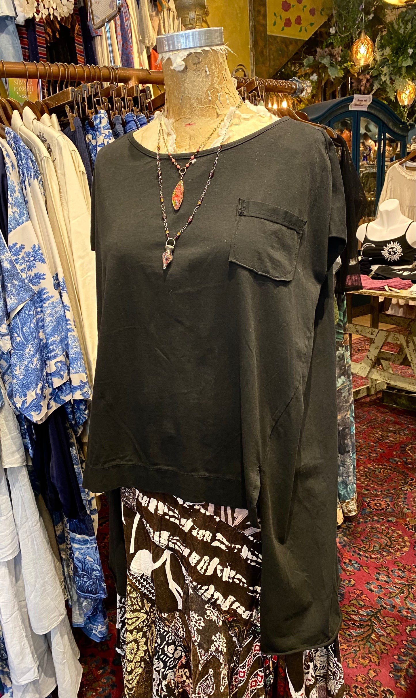 Cotton, Cut-Off Sleeve Boxy Hi-Lo Top - Black