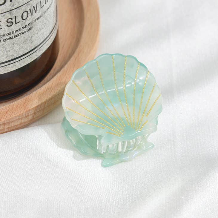 Mini Scallop Shape Claw Clip - La De Da