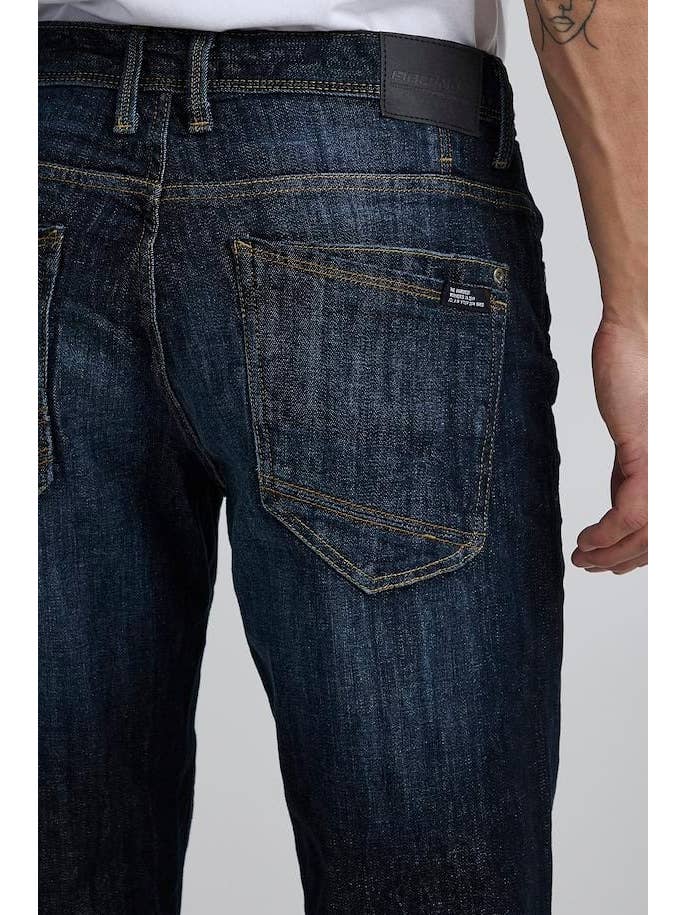 Blend® Rock Fit: Straight Jean - La De Da