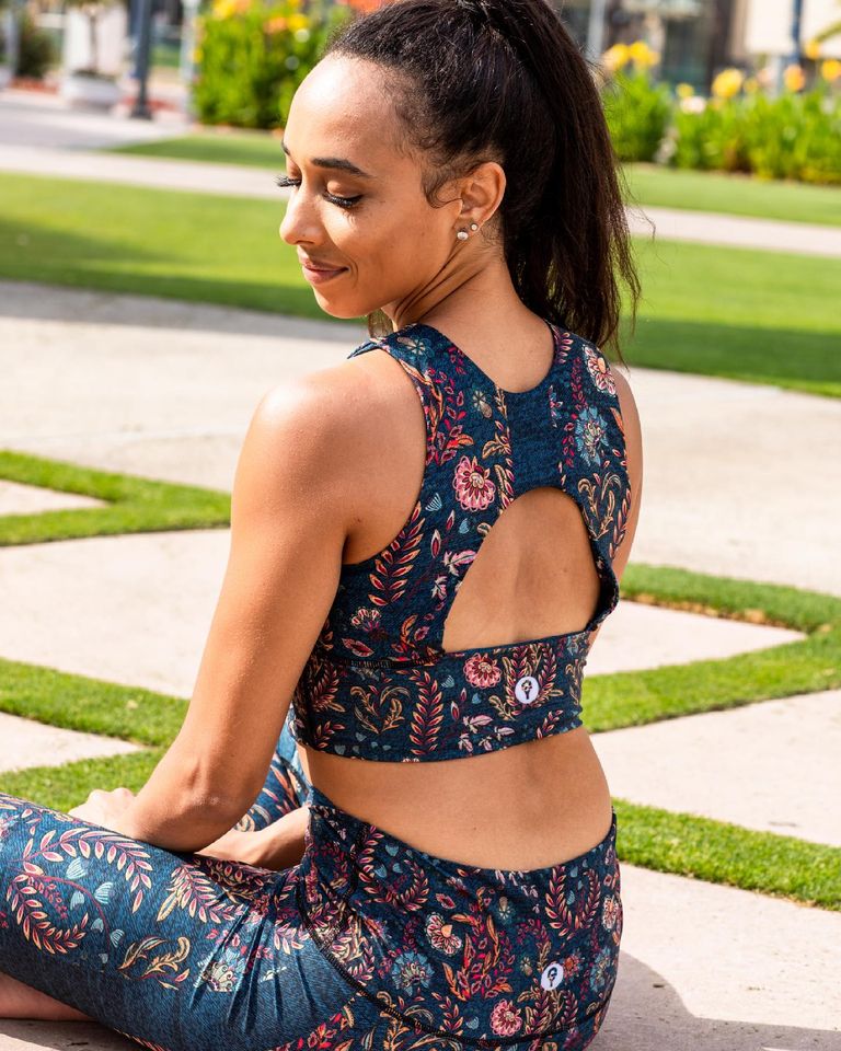 Free Range Sports Bra in Festival Denim - La De Da