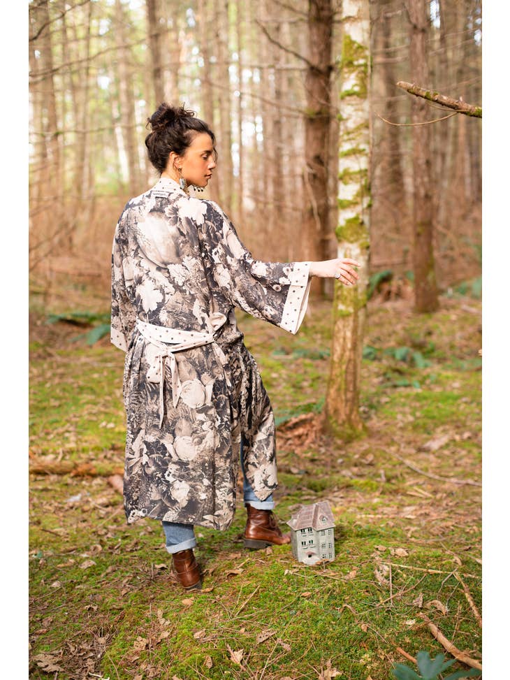 The Looking Glass Duster Kimono - La De Da