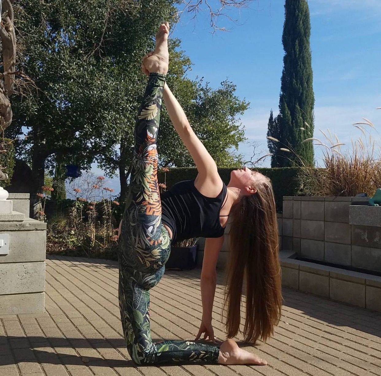 Rawr Talent Printed Yoga Leggings - La De Da
