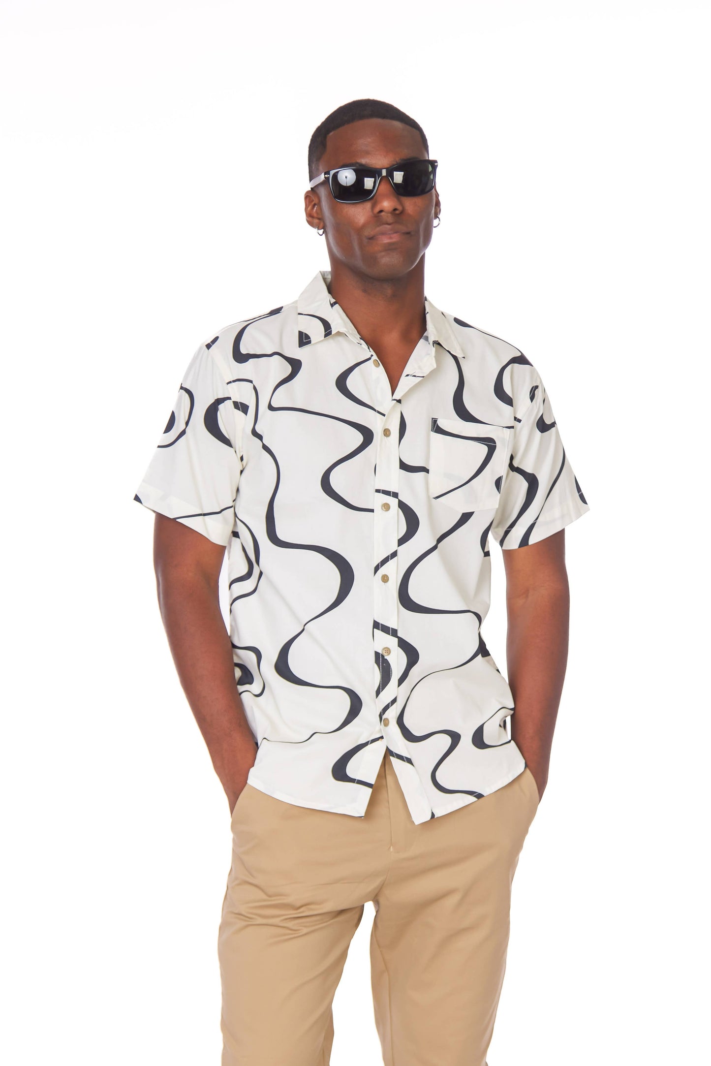 Men's Woven Printed Short Sleeve Shirt - Black & White Swirl