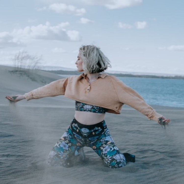 Reversible Om Tank in Divine Feminine - La De Da