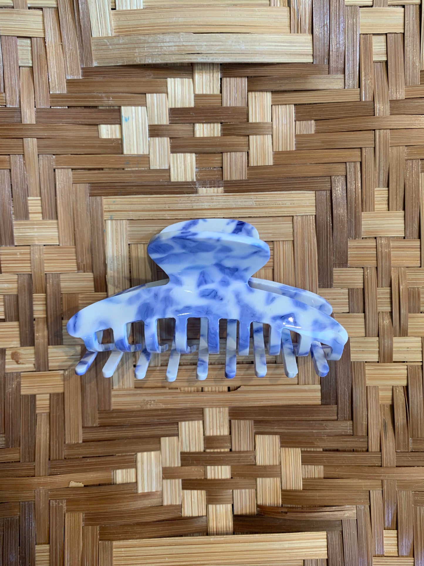 Blue Moon Marbled Blue and White Claw Clip - La De Da