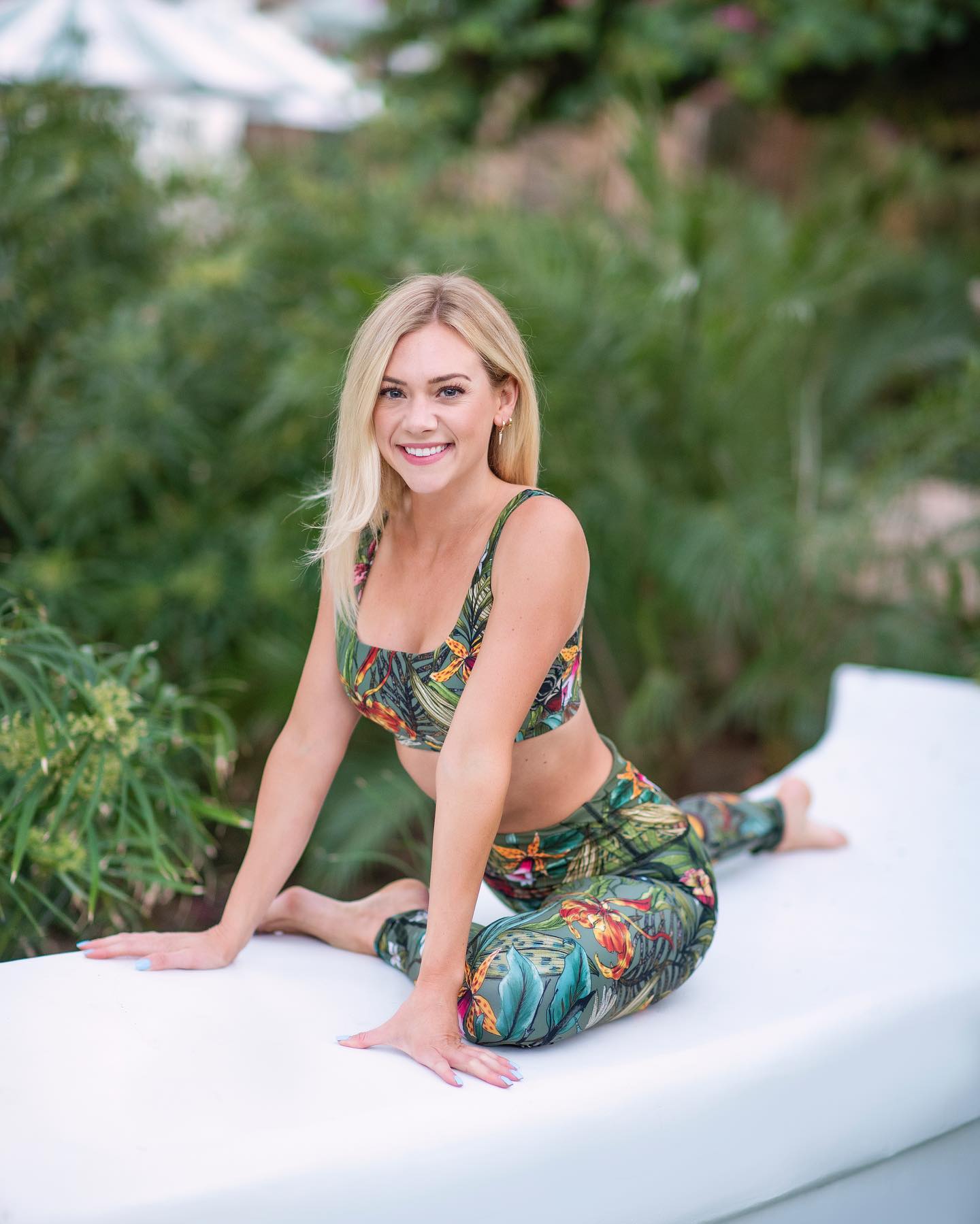 Green Thumb Printed Yoga Leggings - La De Da