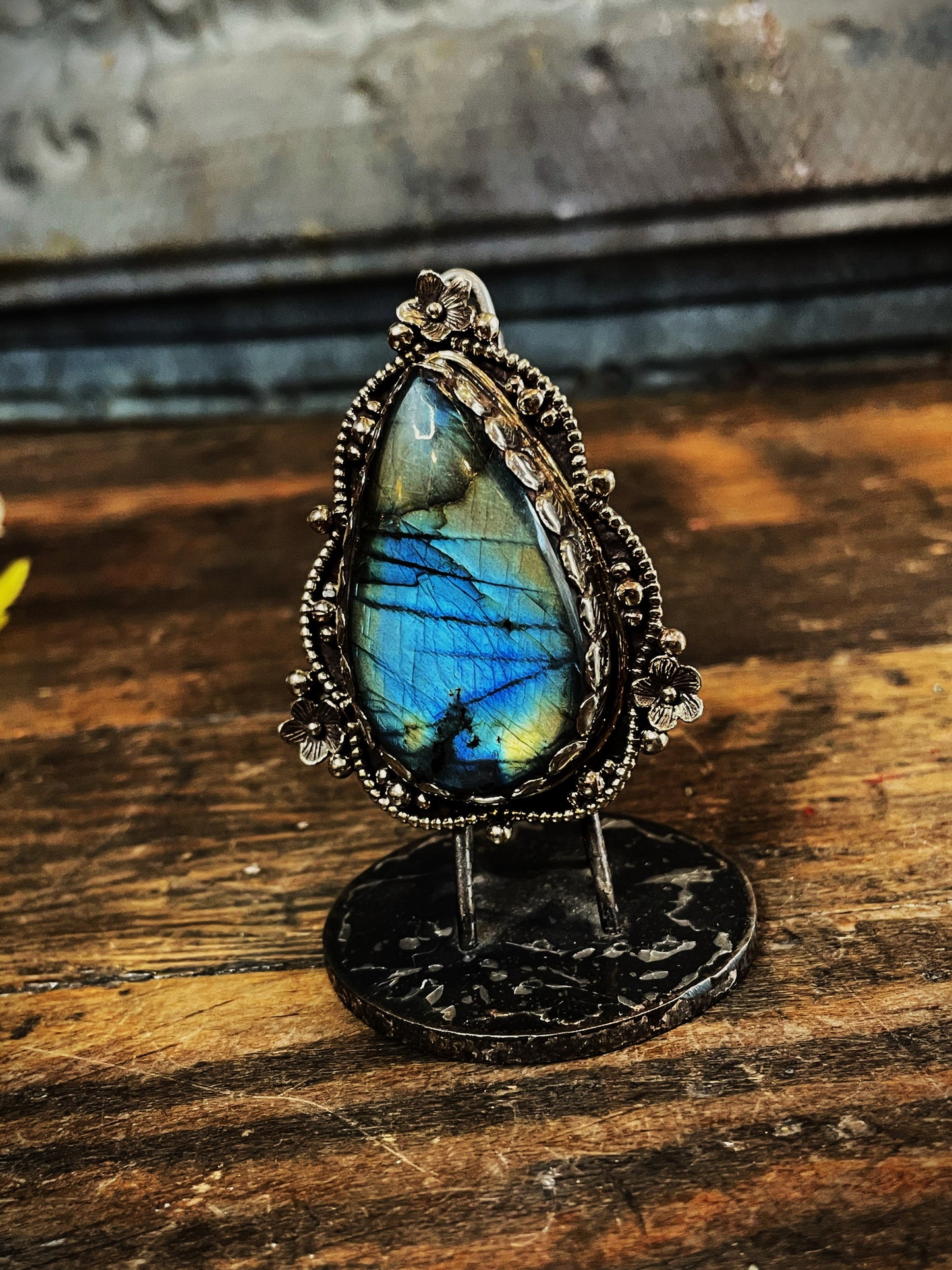 Labrodorite Dream Adjustable Ring - La De Da