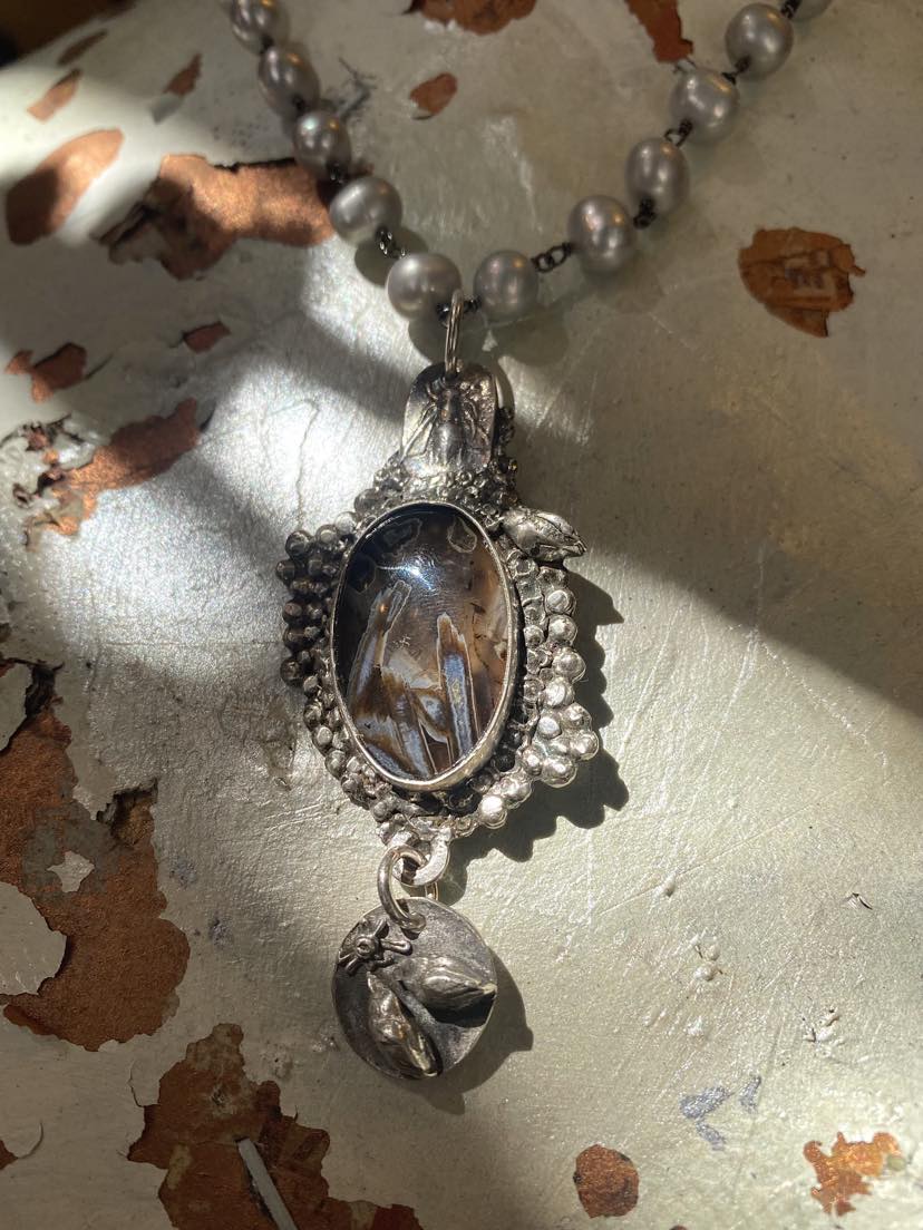 Freshwater Pearl & Dendritic Agate - La De Da