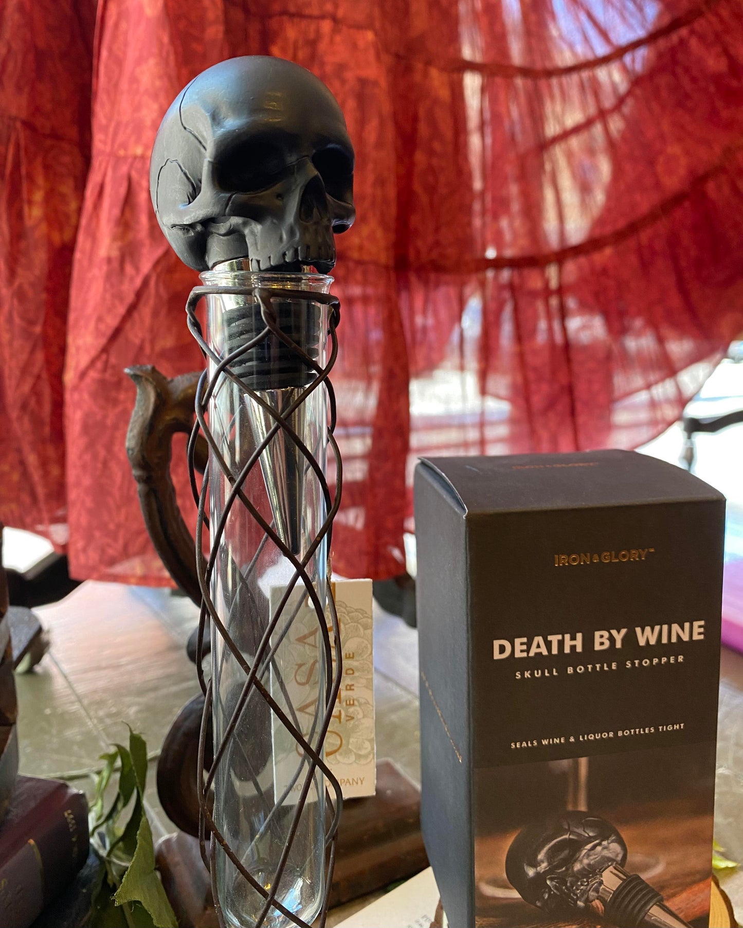 Iron & Glory - Black Skull Bottle Stopper - La De Da