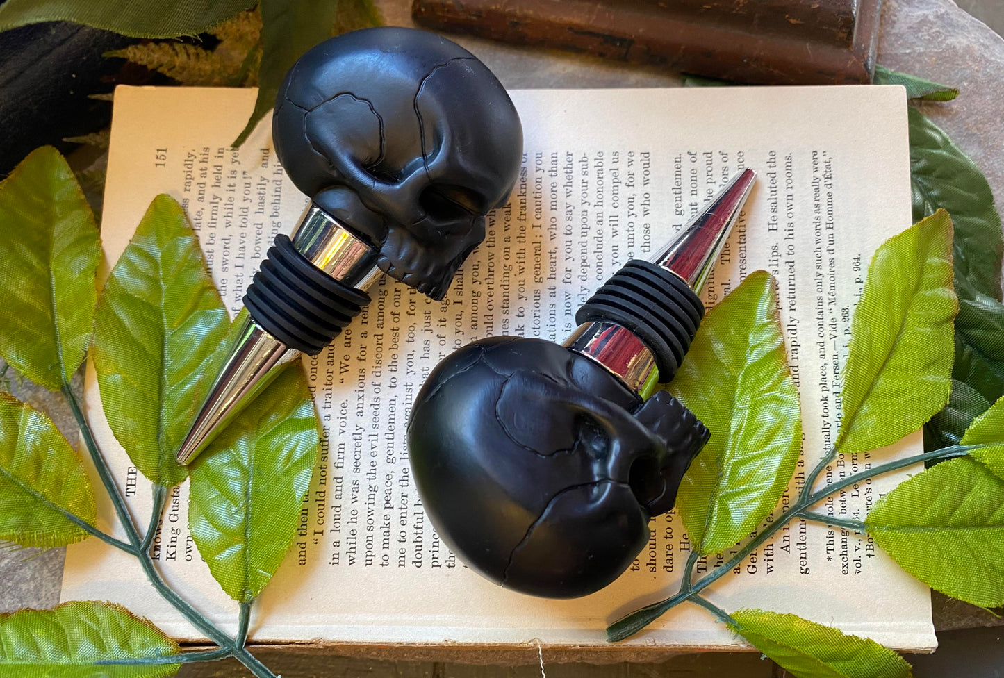 Iron & Glory - Black Skull Bottle Stopper - La De Da