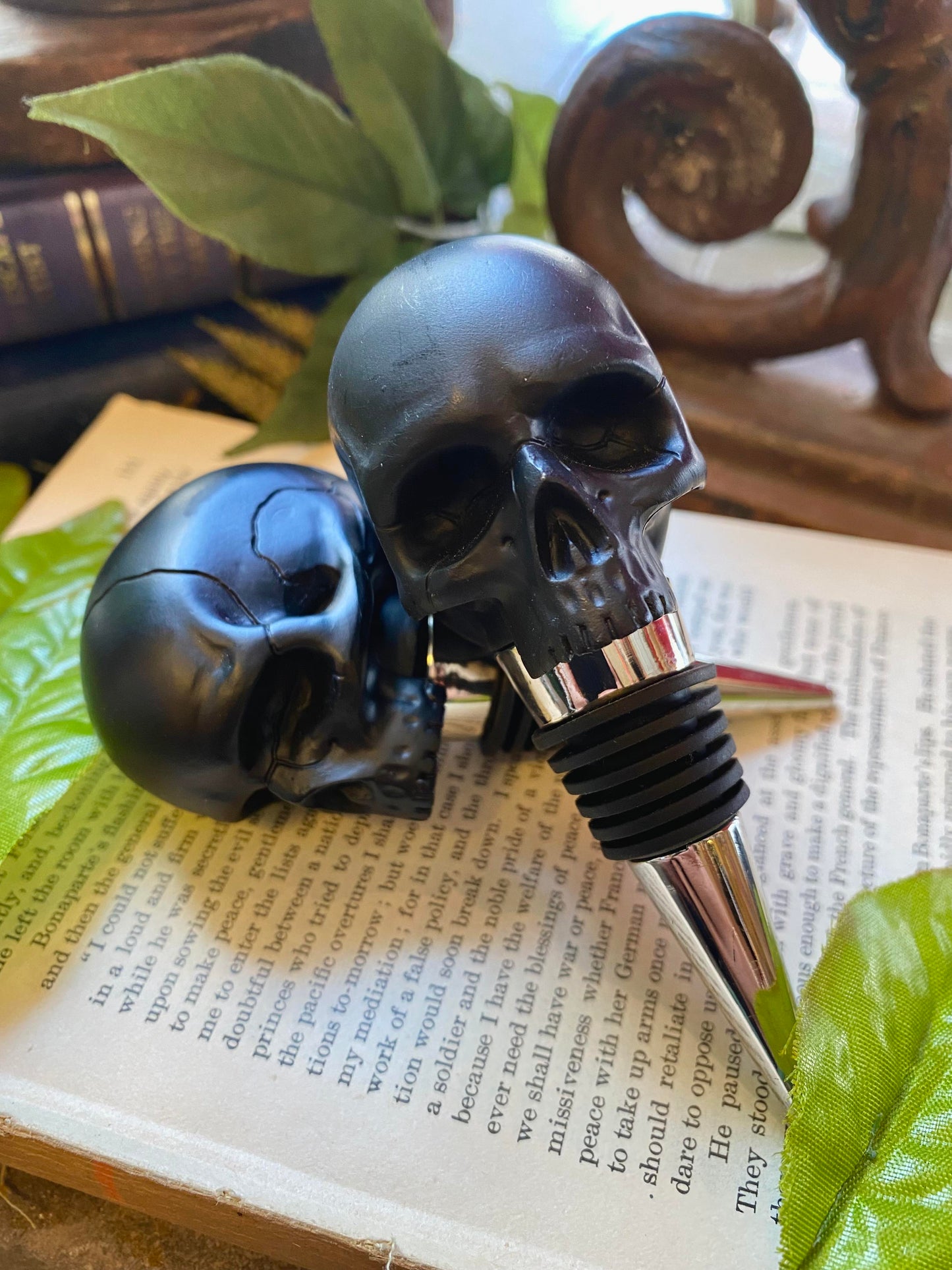 Iron & Glory - Black Skull Bottle Stopper - La De Da