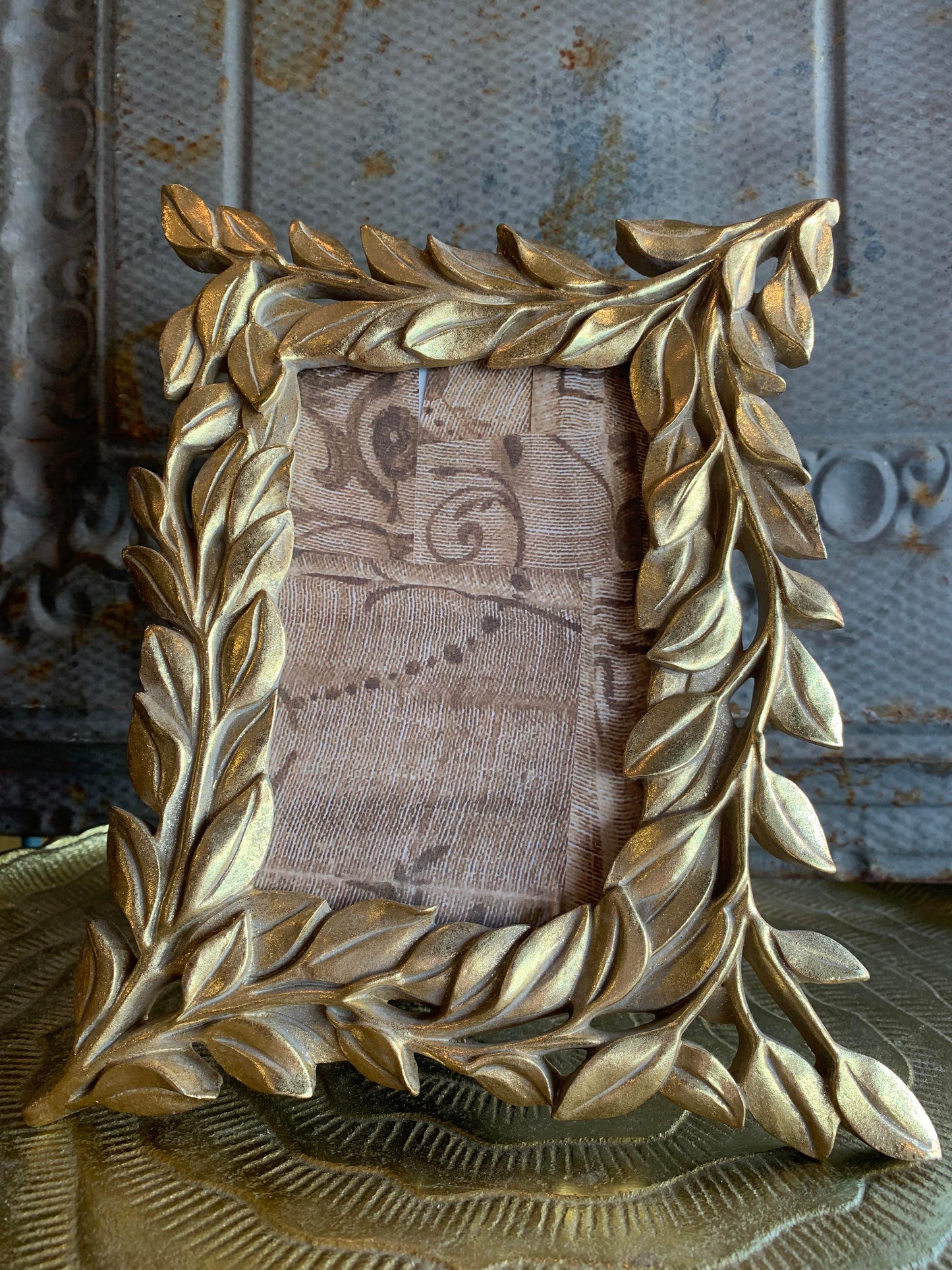 Golden Laurel 4x6 Photo Frame - La De Da