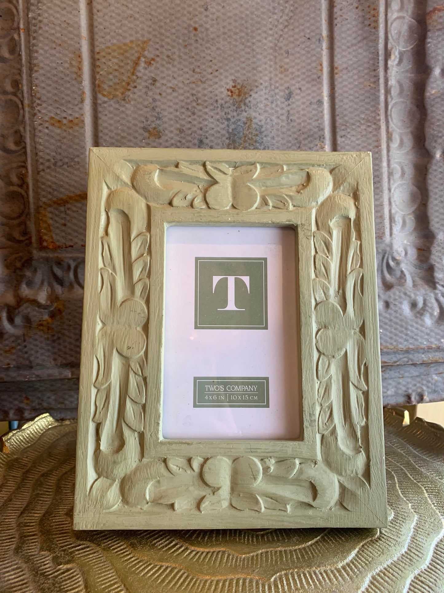 Carved Florals Wooden 4x6 Photo Frame - La De Da