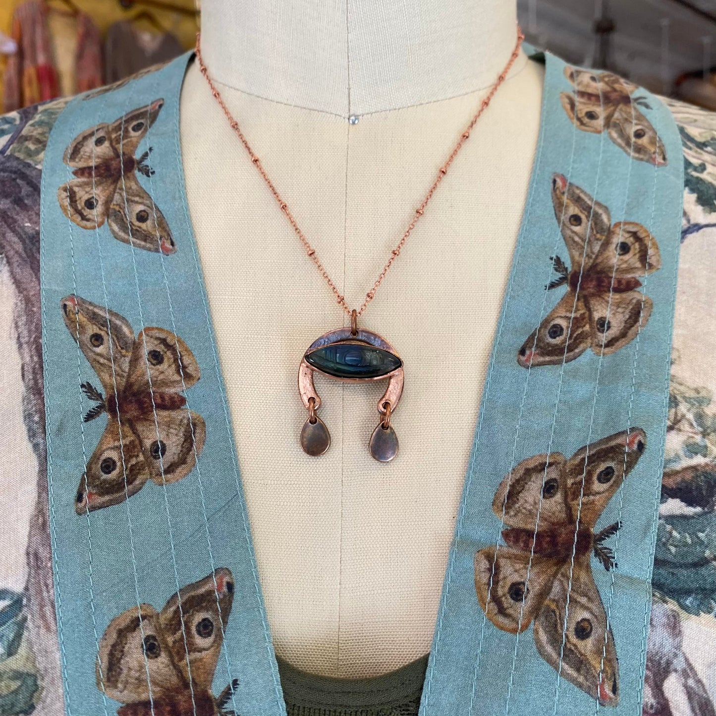 Labradorite Weeping Eye Necklace - La De Da