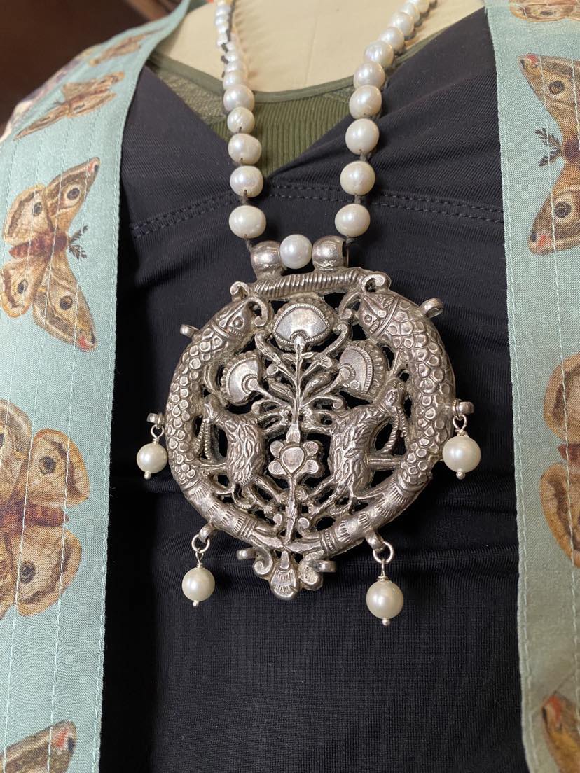 Tibetan Silver Pearl - La De Da