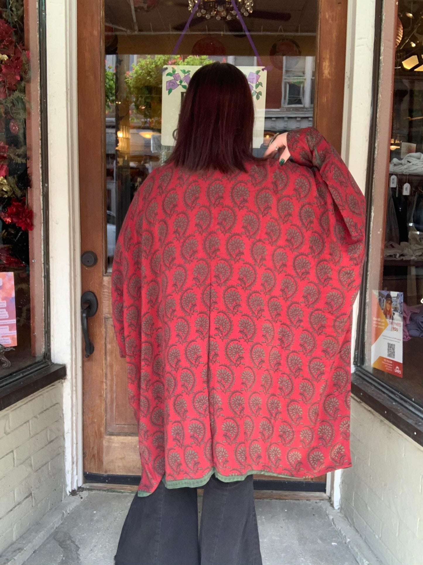 Raspberry Gaia Kimono - La De Da