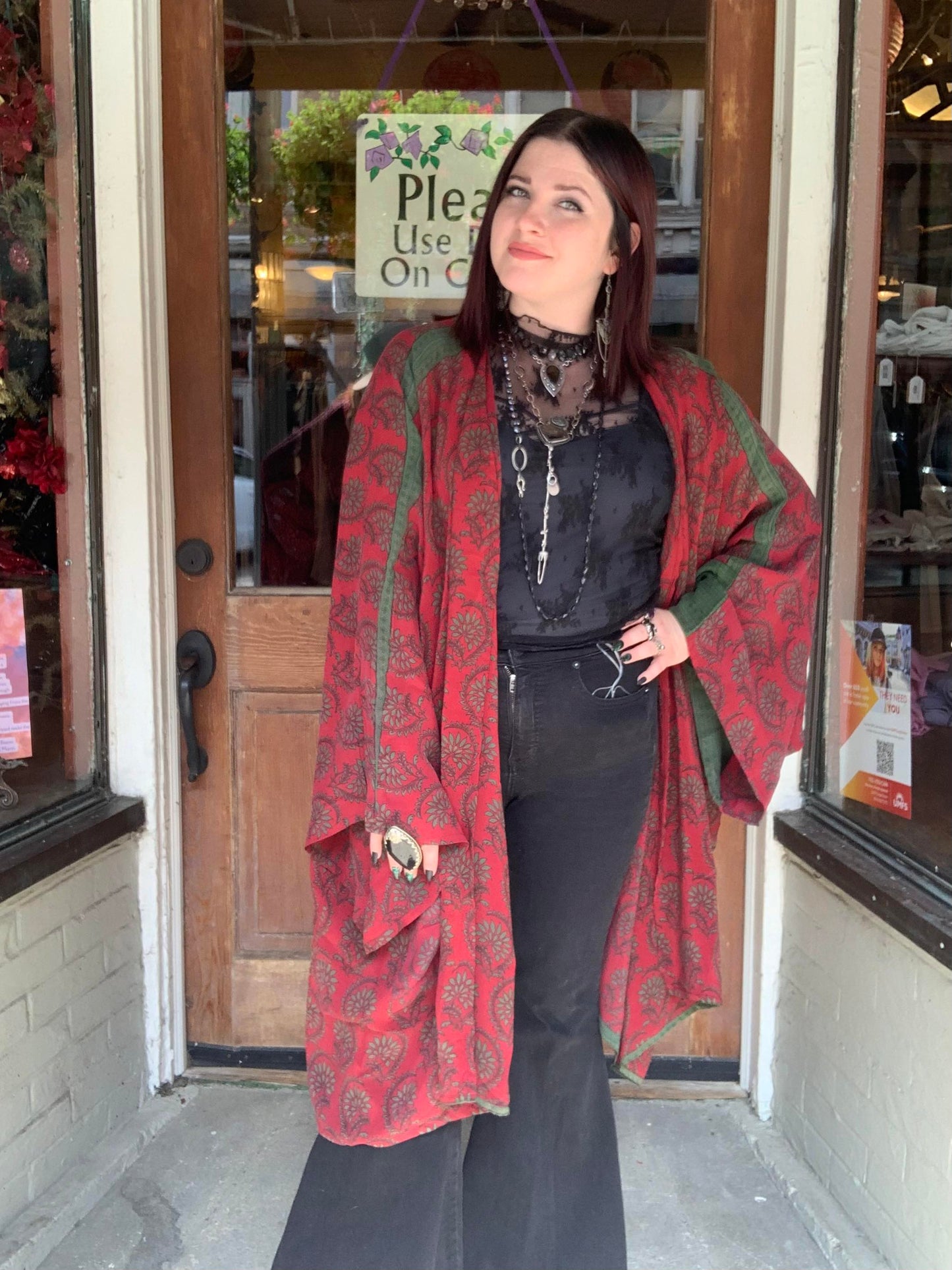 Raspberry Gaia Kimono - La De Da