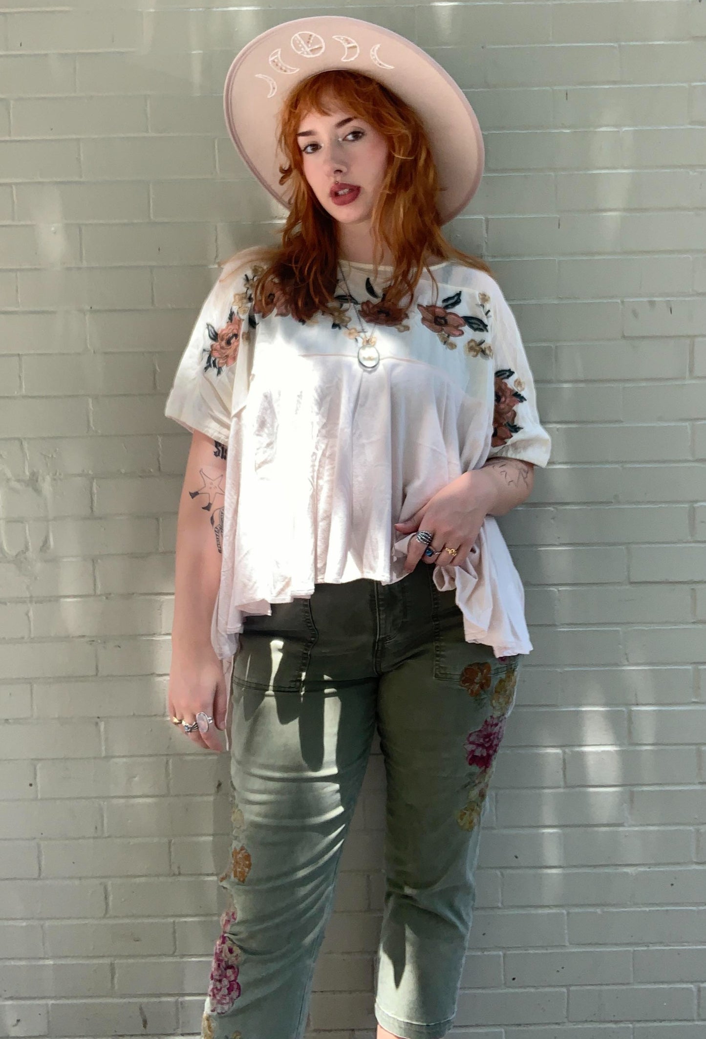 Boyfriend Embroidered Olive Trouser - La De Da
