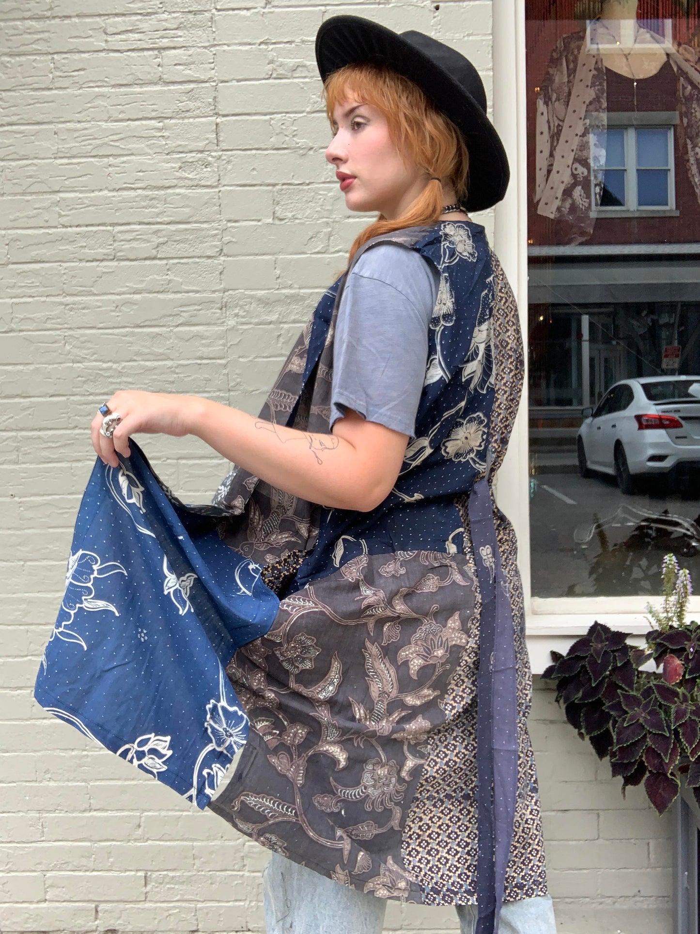 Sweet Talker Duster Indigo Floral - La De Da