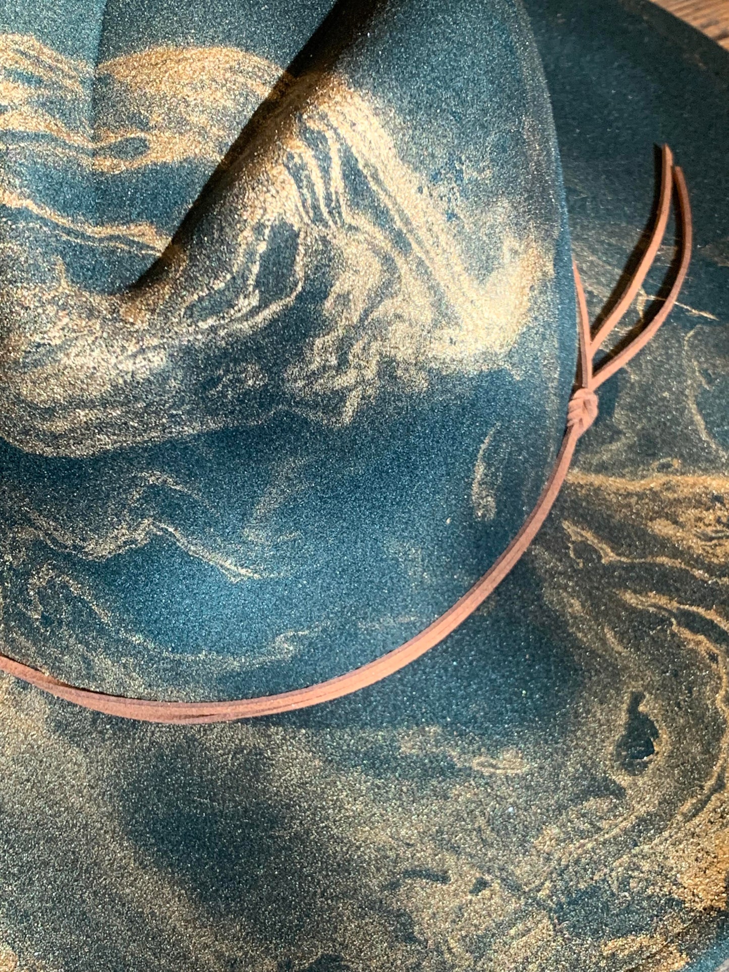 Forest Gold Marbled Wide Brim Hat - La De Da