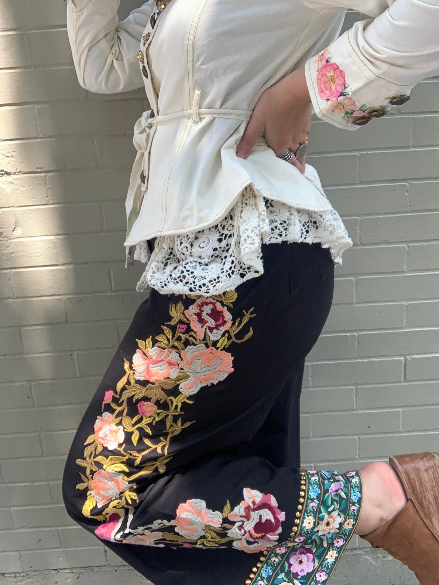 Birth Of Venus Crochet Trim Ivory Jacket - La De Da