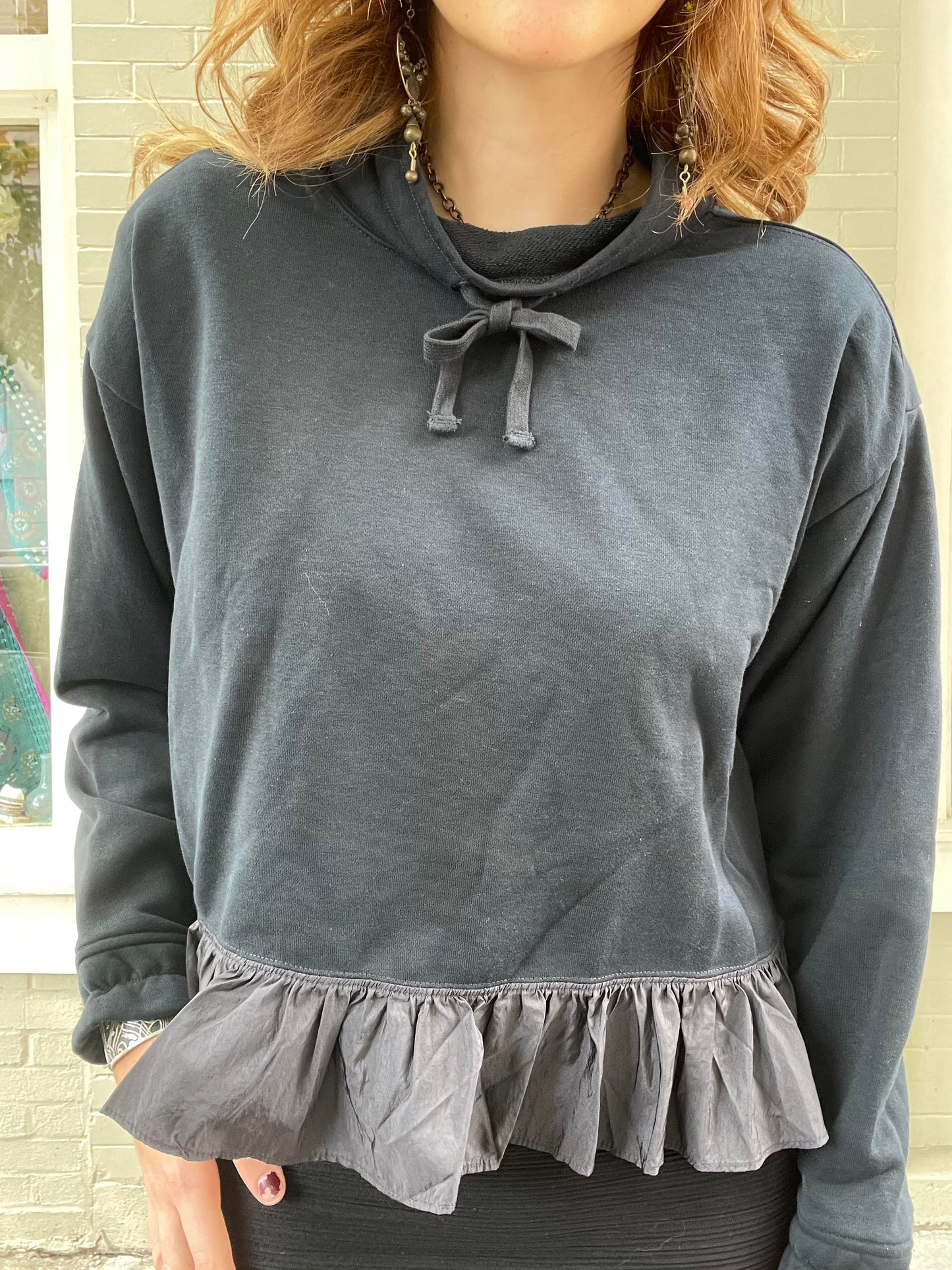 Sway Pullover - Black - La De Da