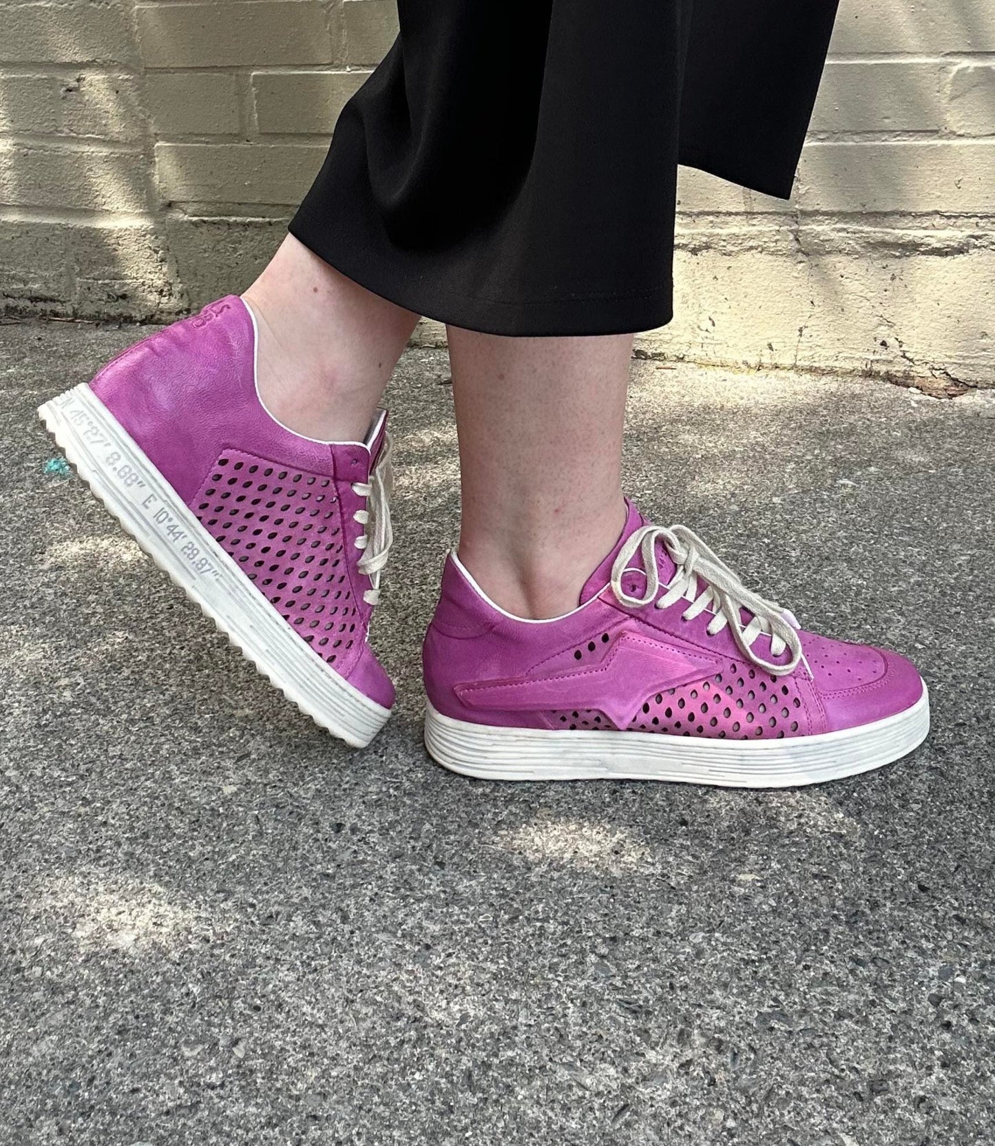 Adrian Star Platform Sneaker - La De Da