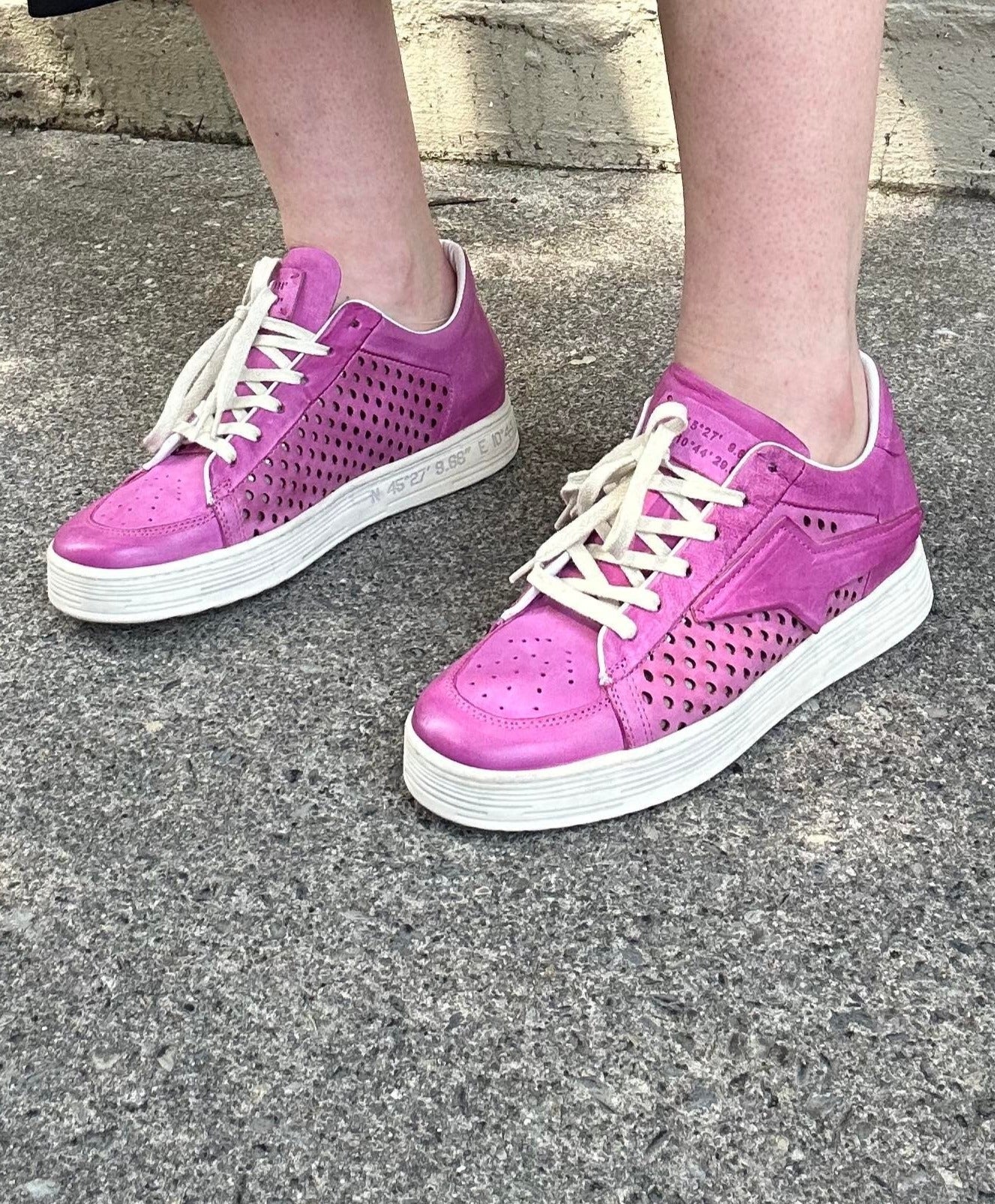 Adrian Star Platform Sneaker - La De Da