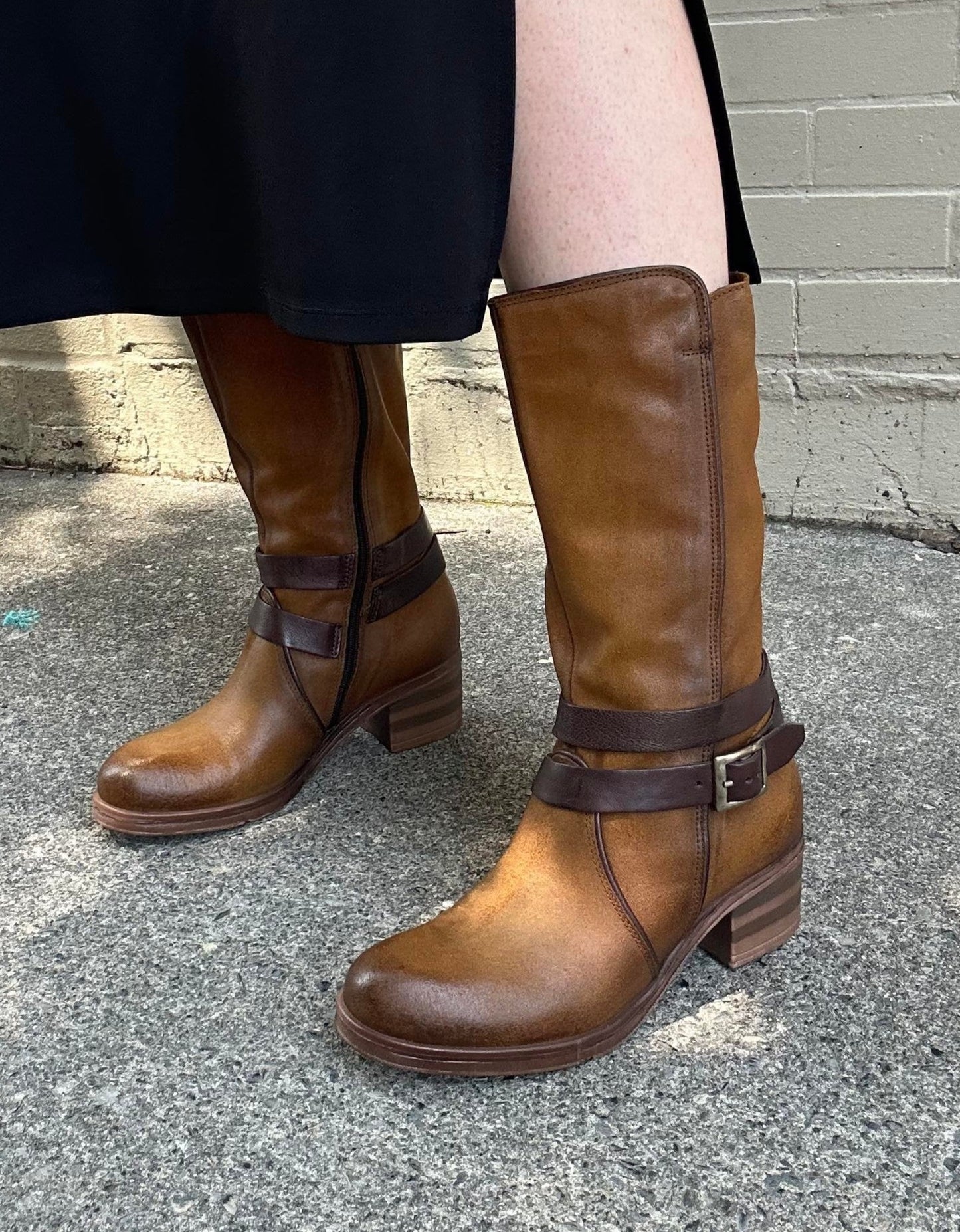 Sunrise Boots - Hickory - La De Da