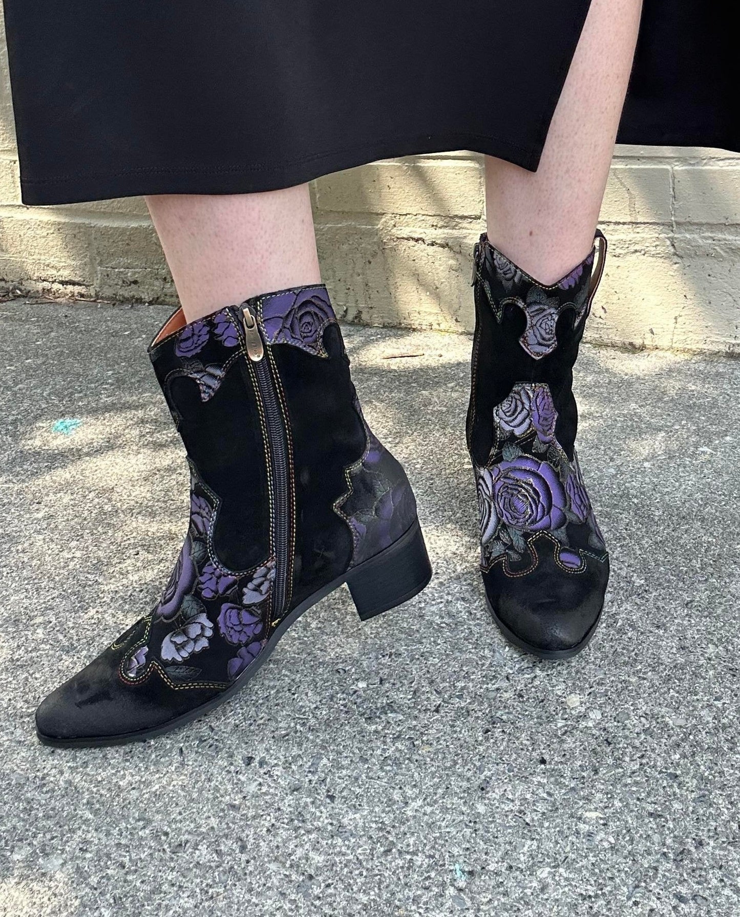 Lady Luck Shine Boots - Plum - La De Da