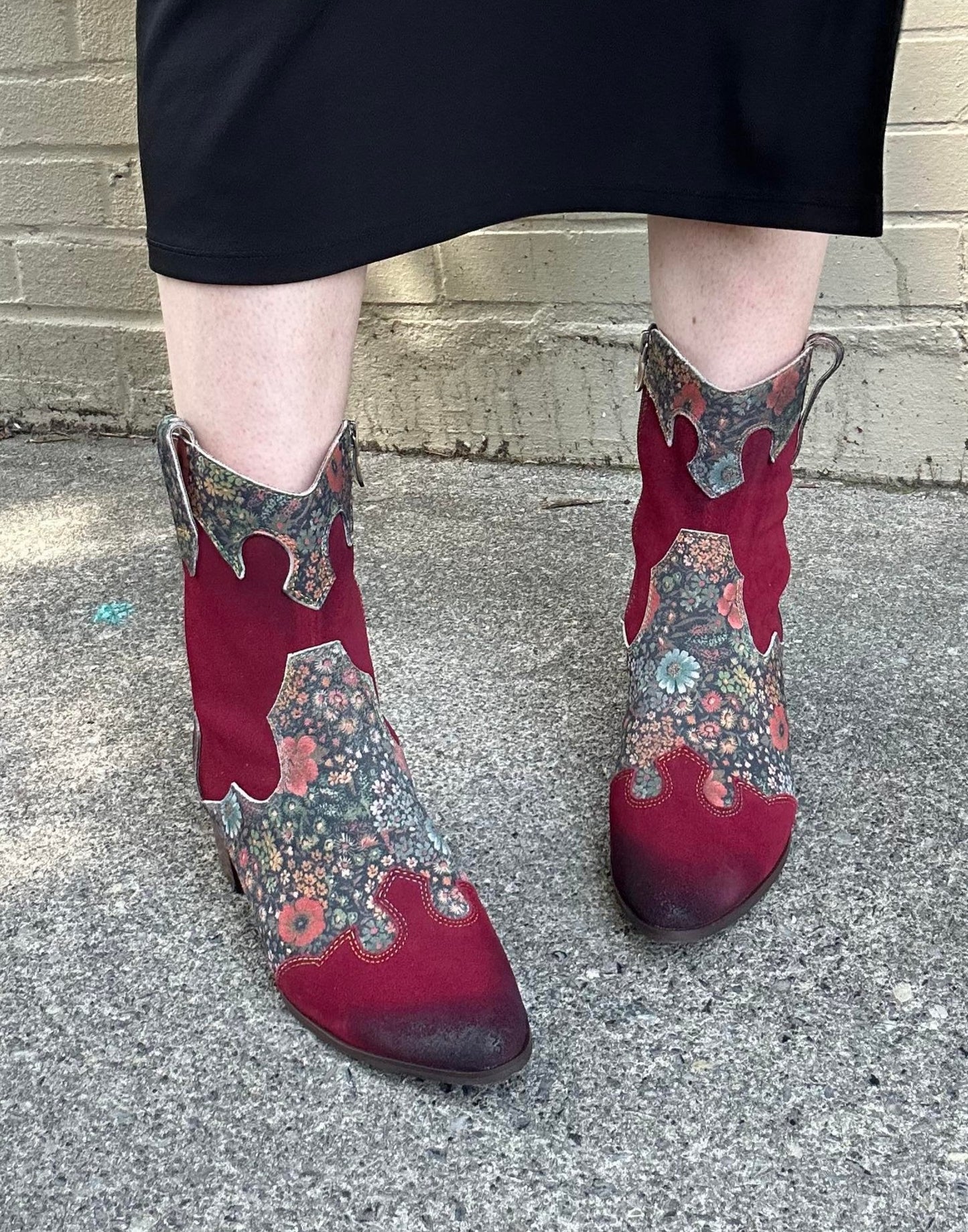 Lady Luck Boots - Wine - La De Da
