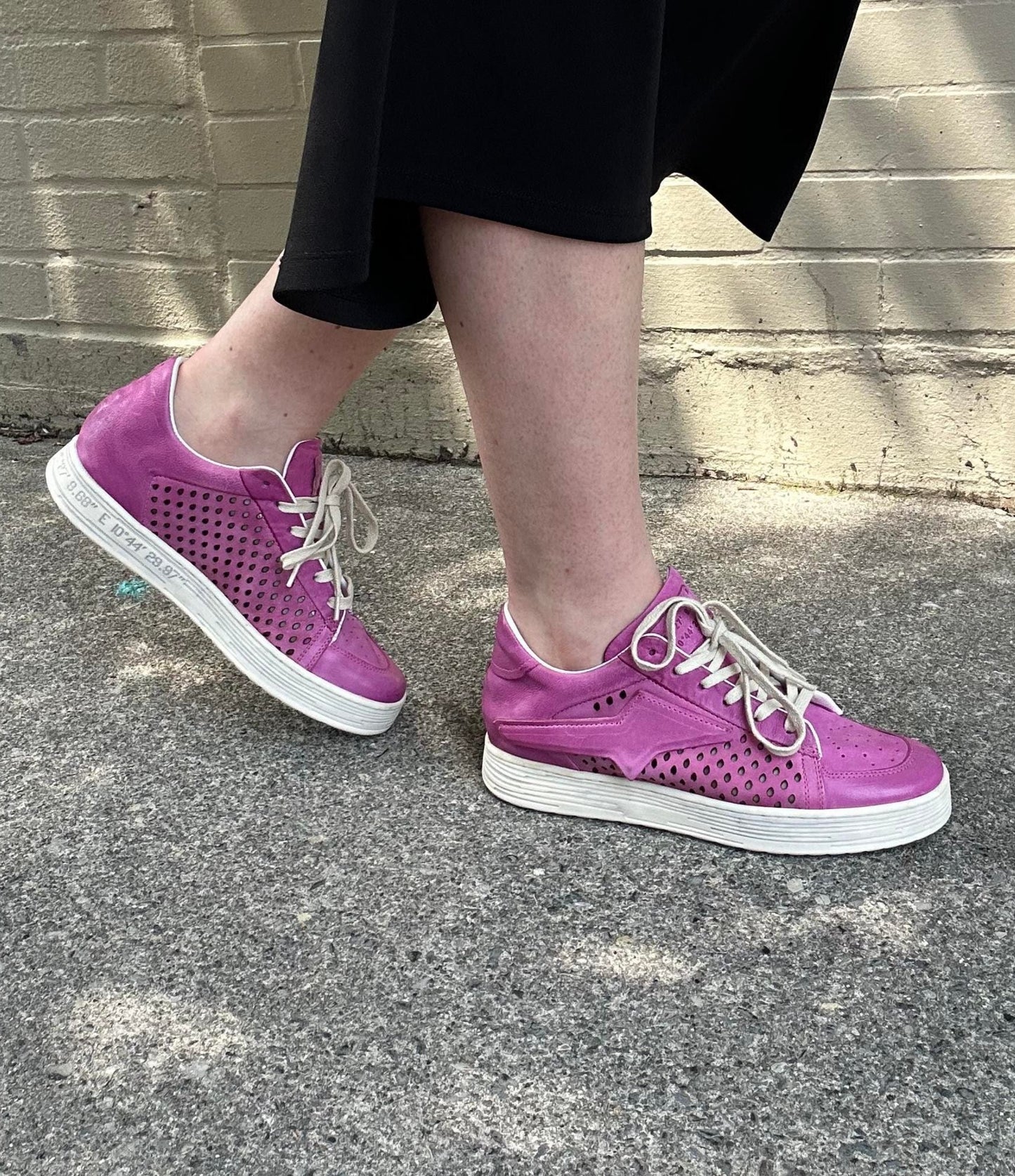 Adrian Star Platform Sneaker - La De Da
