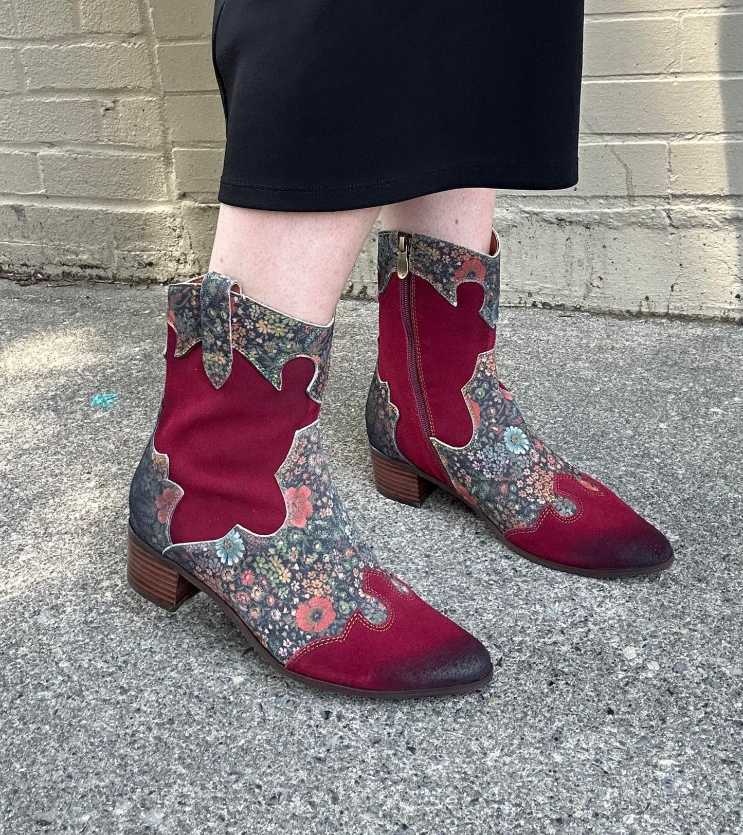 Lady Luck Boots - Wine - La De Da