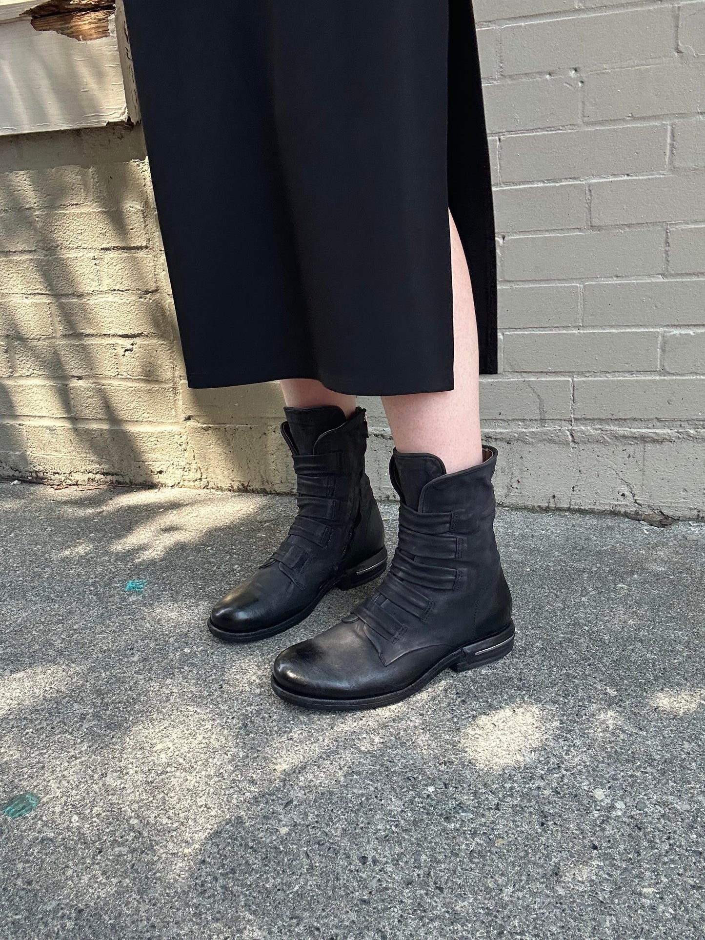 Traver Boots in Nero - La De Da