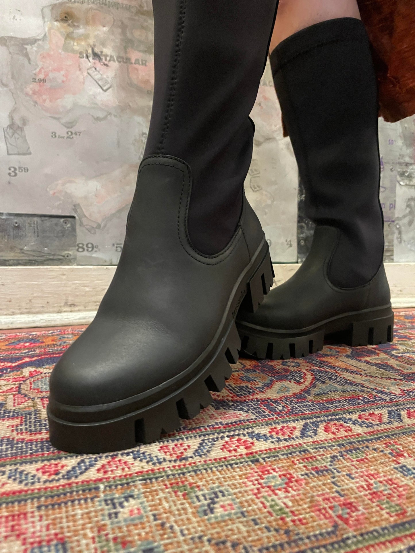 Charlize Chunky Boots - La De Da