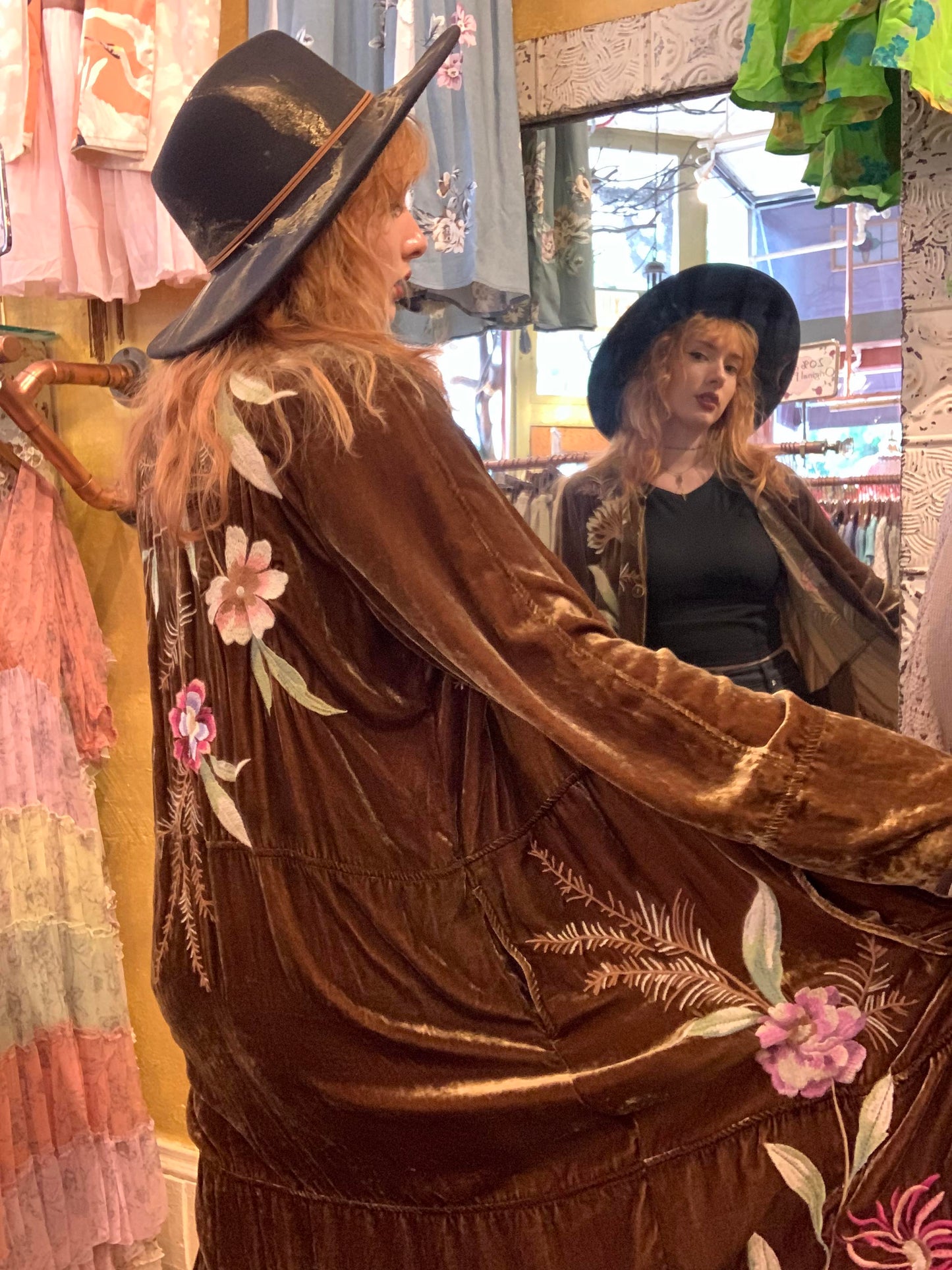 Meriah Velvet Duster Coat - Gold - La De Da