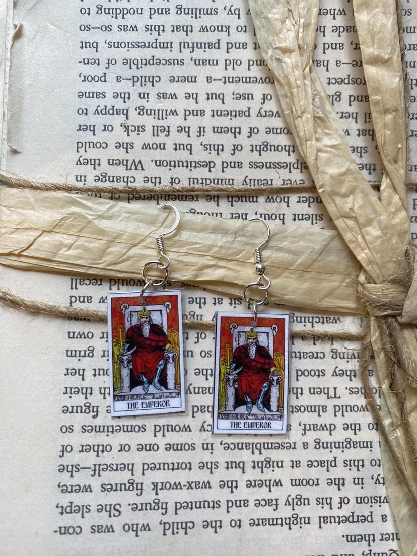 Tarot Essence Earrings - The Emperor - La De Da