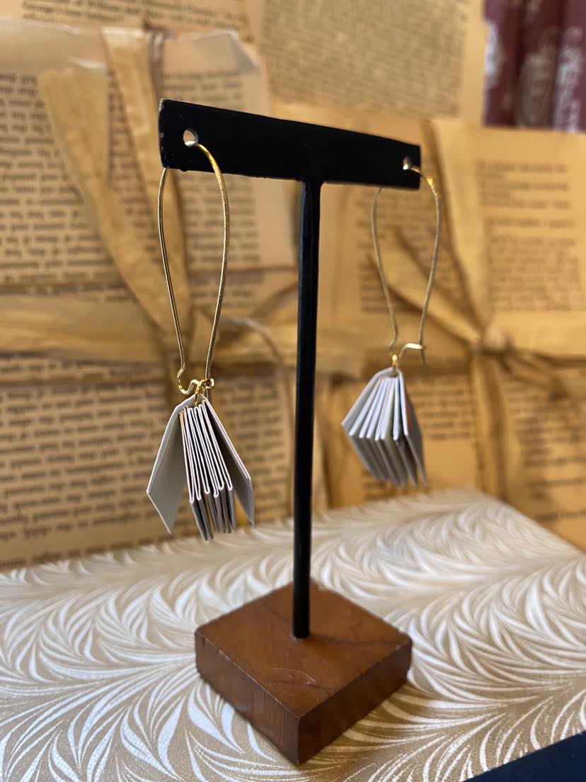 Goosebumps "Piano Lessons Can Be Murder" Earrings - Gold - La De Da