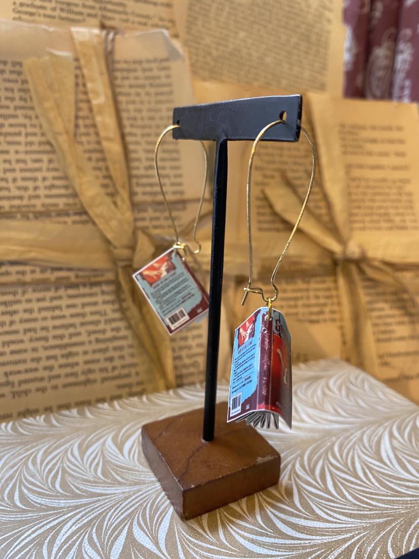 Goosebumps "Piano Lessons Can Be Murder" Earrings - Gold - La De Da