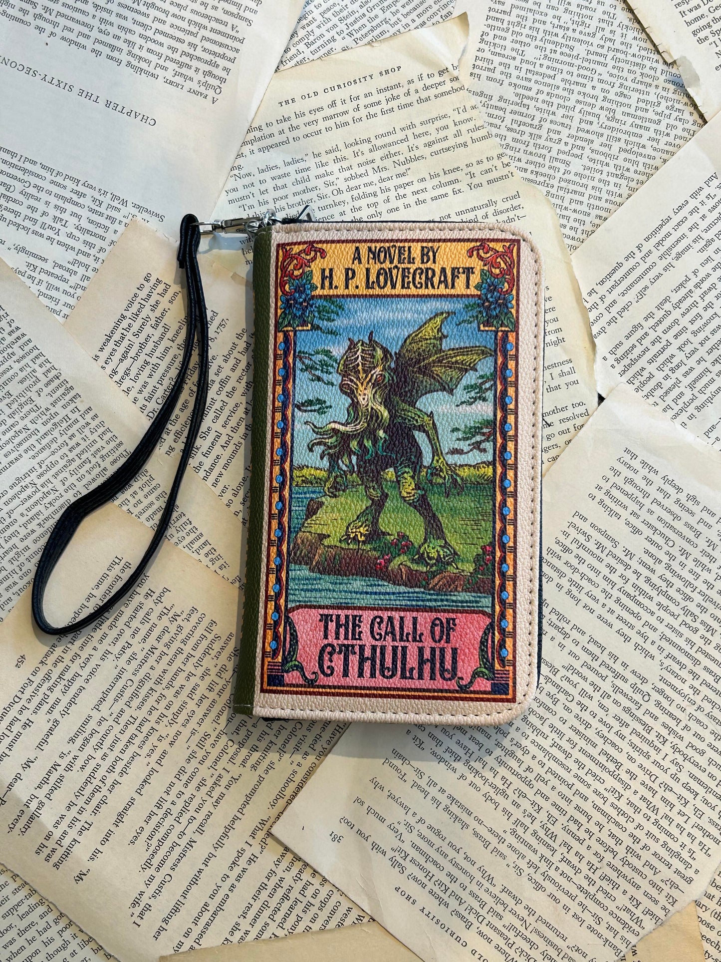 The Call of Cthulhu Book Wallet - La De Da