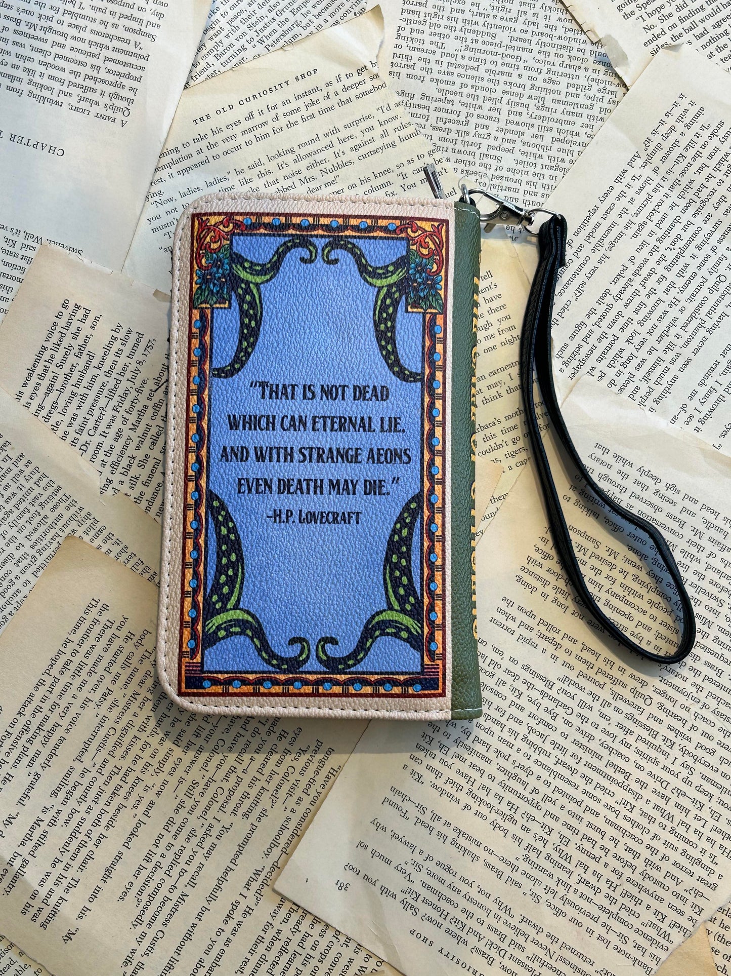 The Call of Cthulhu Book Wallet - La De Da