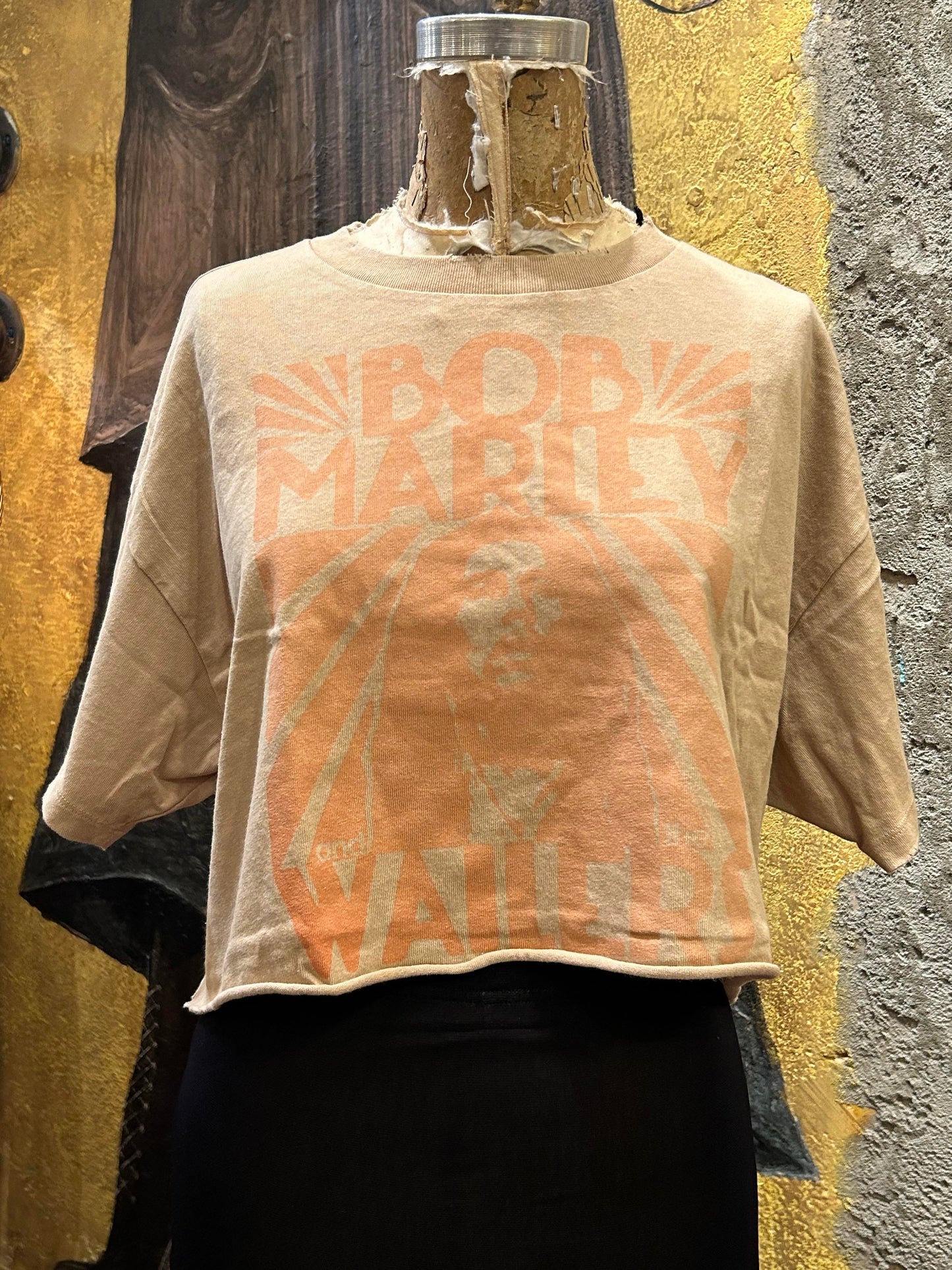 Bob Marley And The Wailers Tee - La De Da