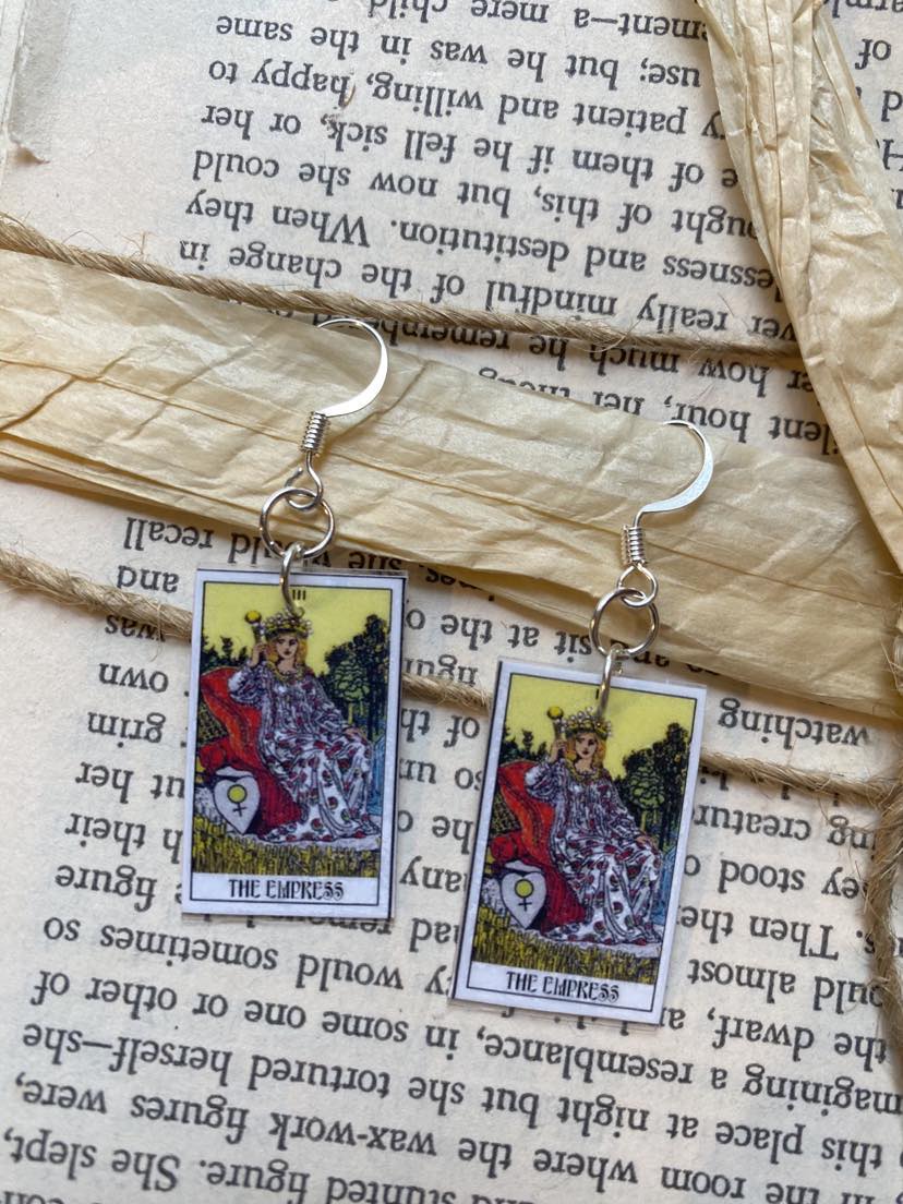 Tarot Essence Earrings - The Empress - La De Da