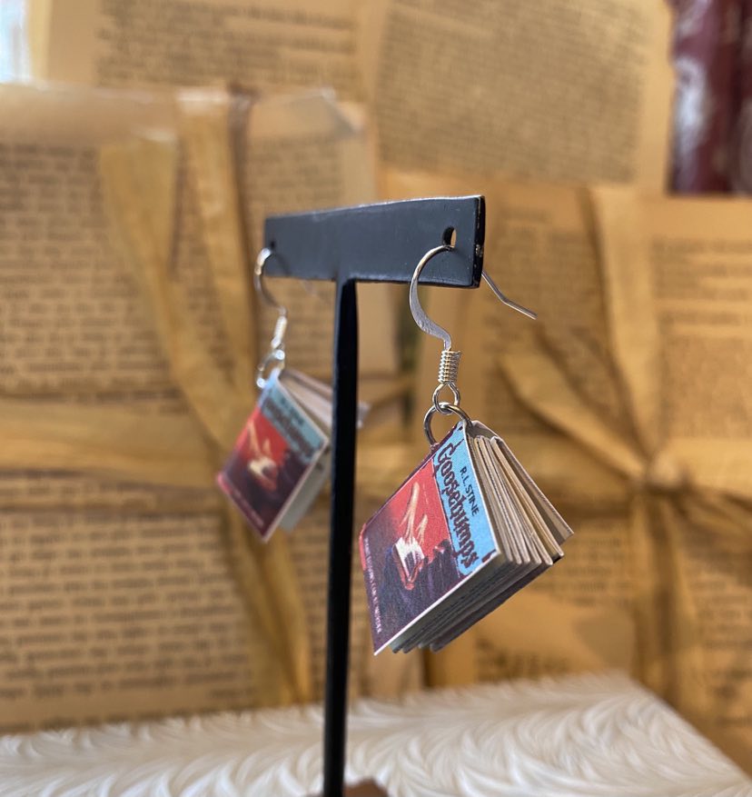 Goosebumps "Piano Lessons Can Be Murder" Earrings - Silver - La De Da