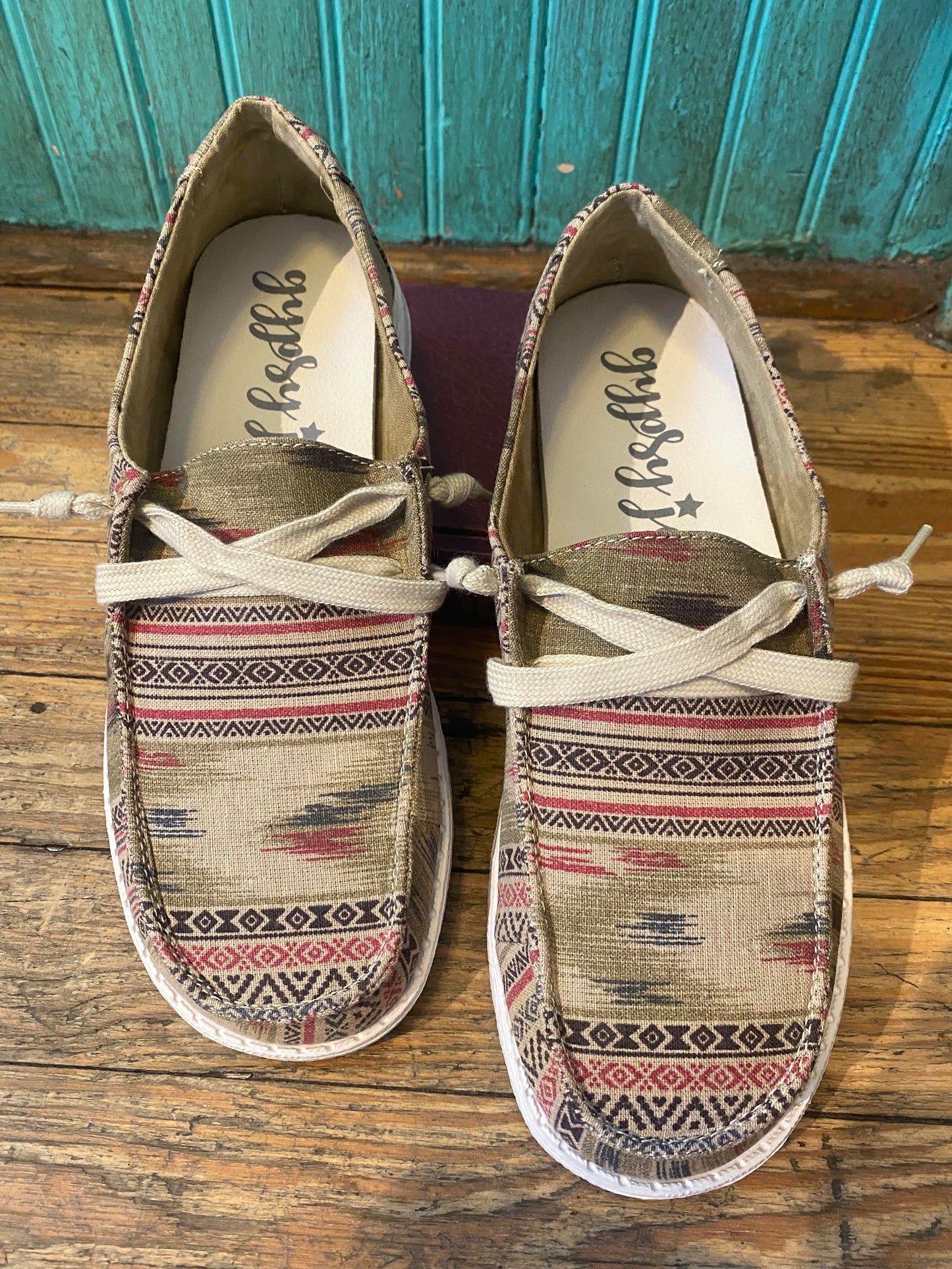 Hip 3 Slip On Sneaker - La De Da