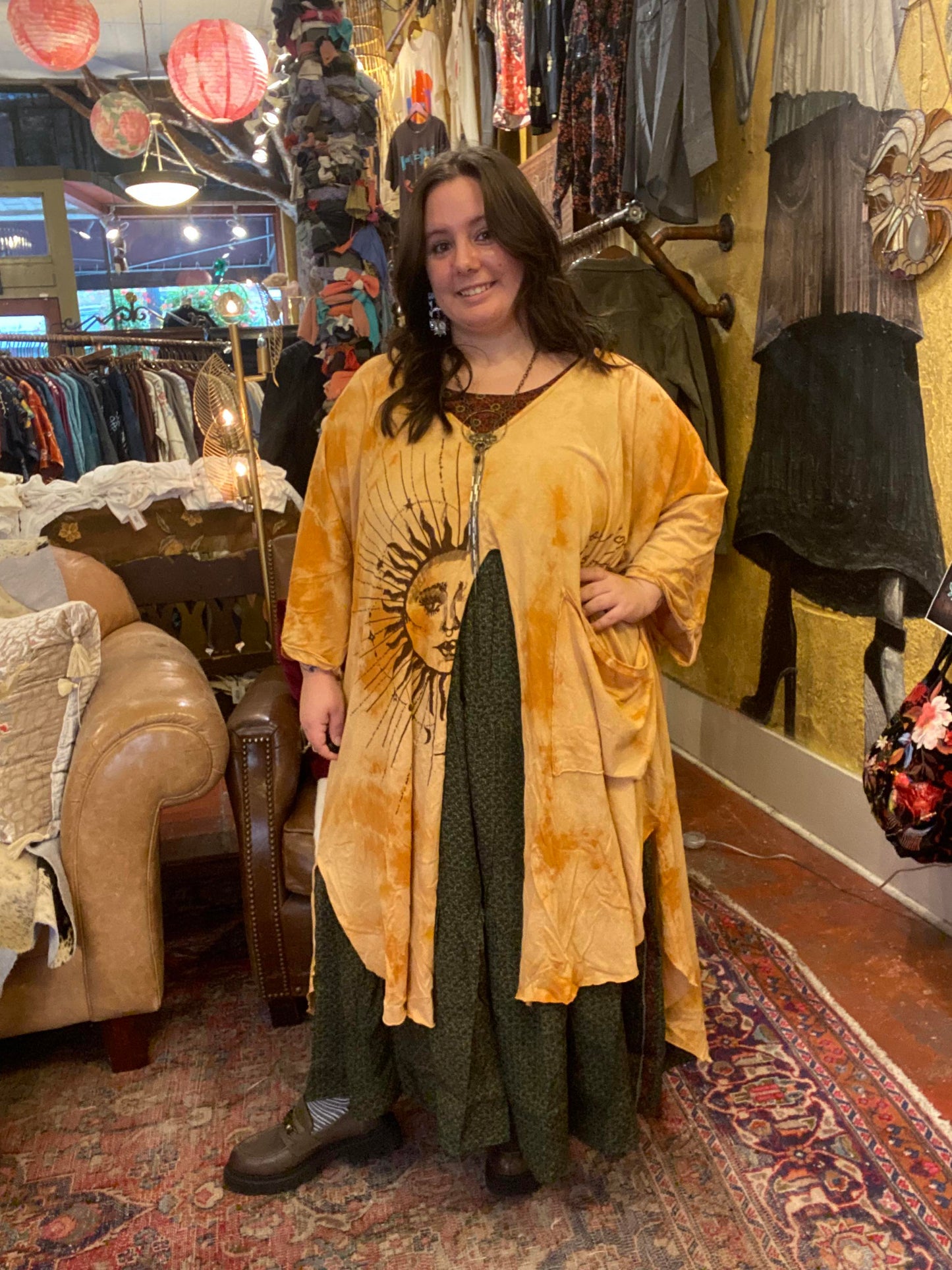 Sunshine Split Muu Tee - La De Da