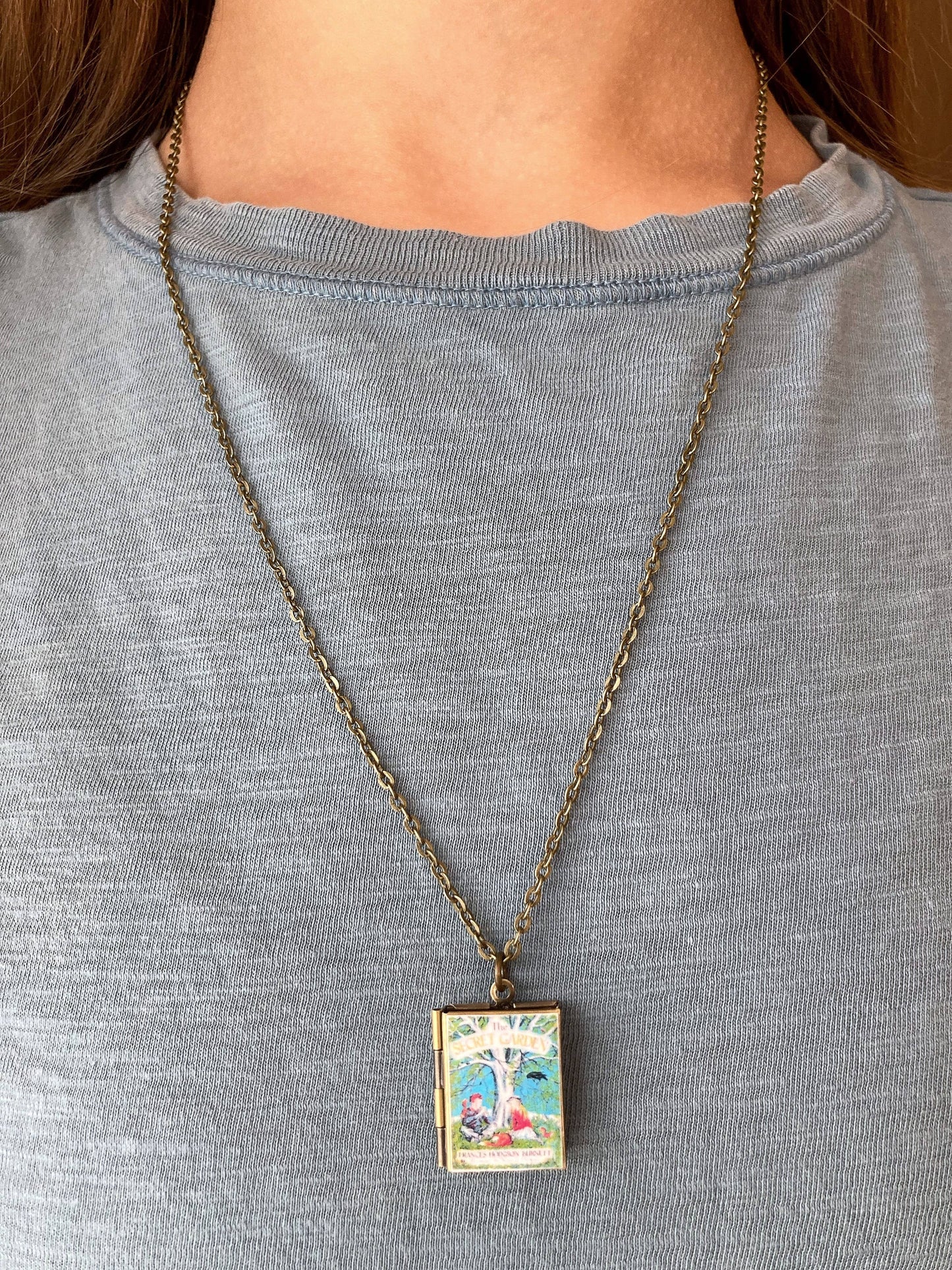 Book Locket The Secret Garden - Bronze