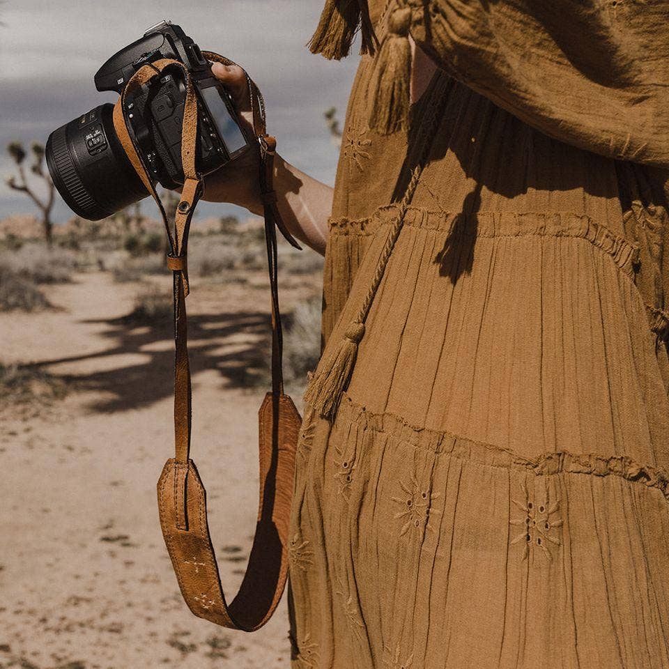 Light Brown Leather Camera Strap - Blonde