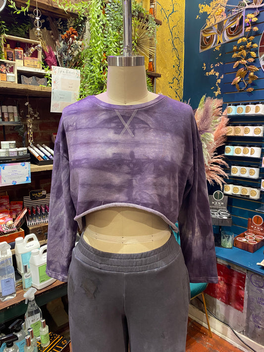 Custom Dyed Cropped Sweatshirt - Purple Sky